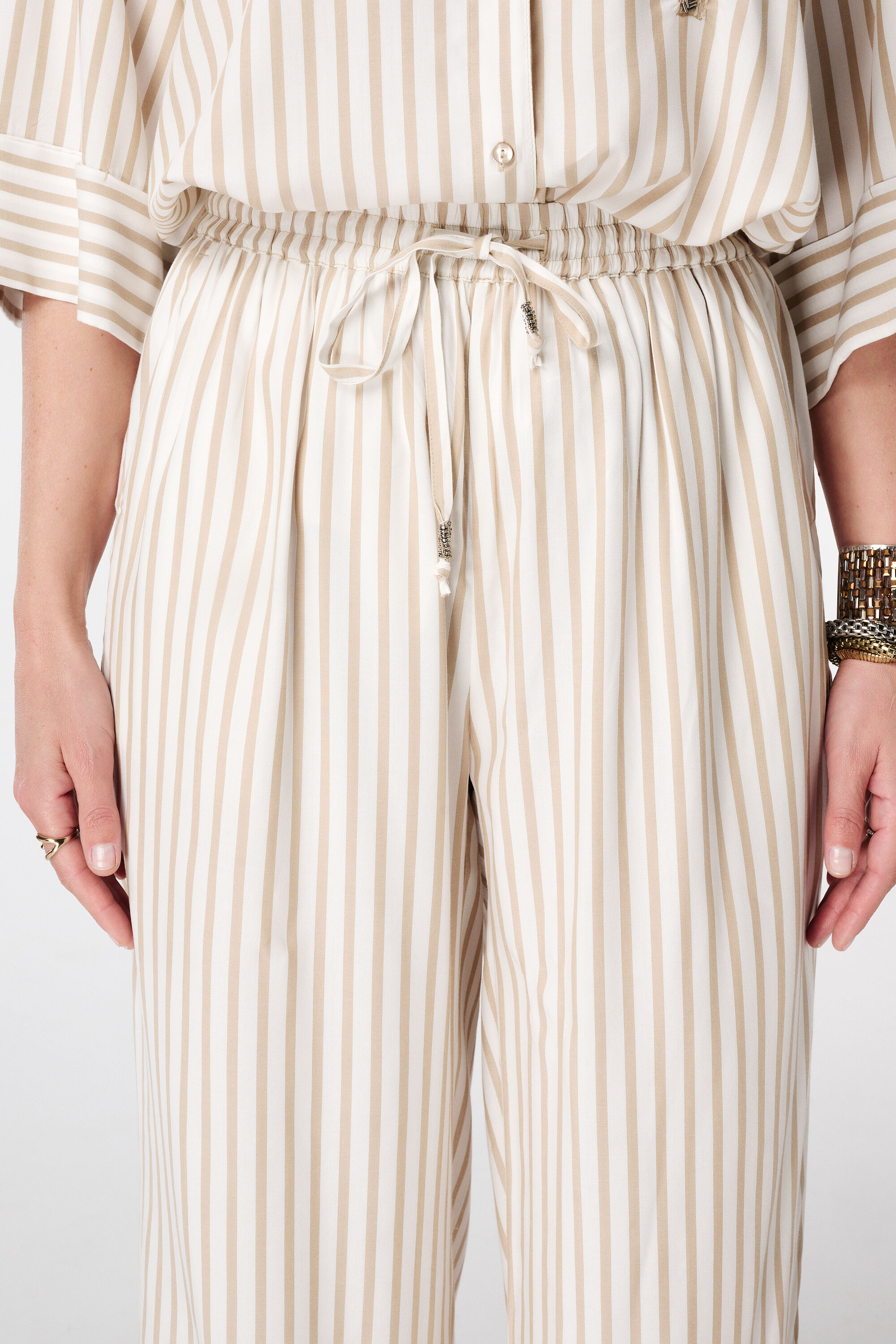 Gestreepte linnen broek image number 4