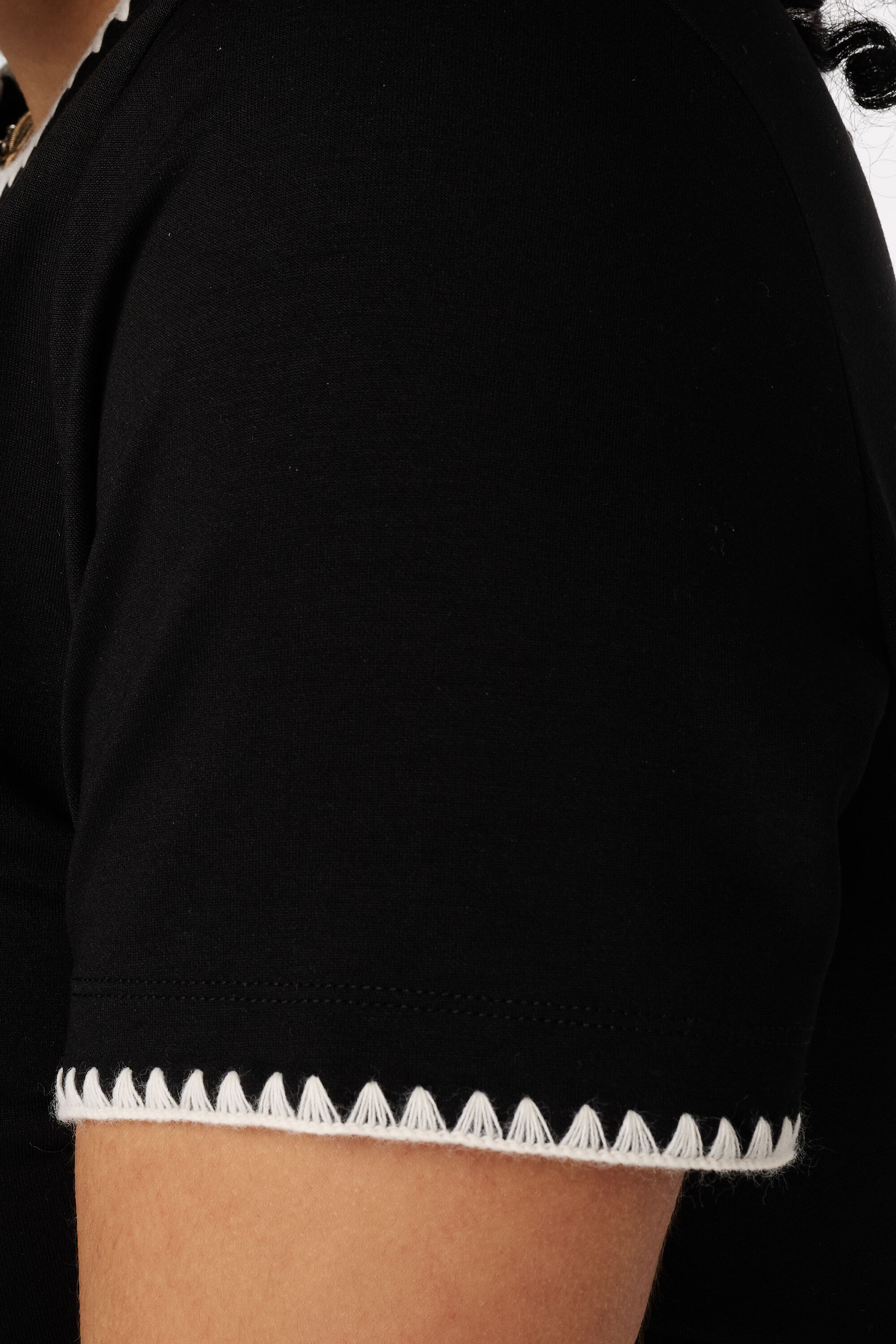 T-shirt met sierranden image number 6