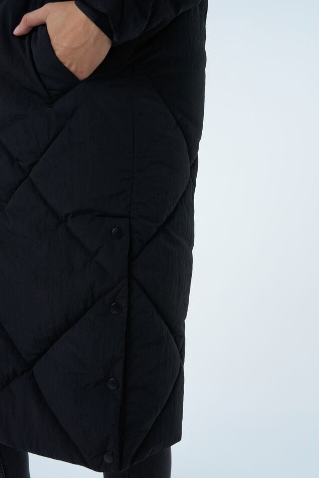 Lange gewatteerde jas met capuchon image number 5