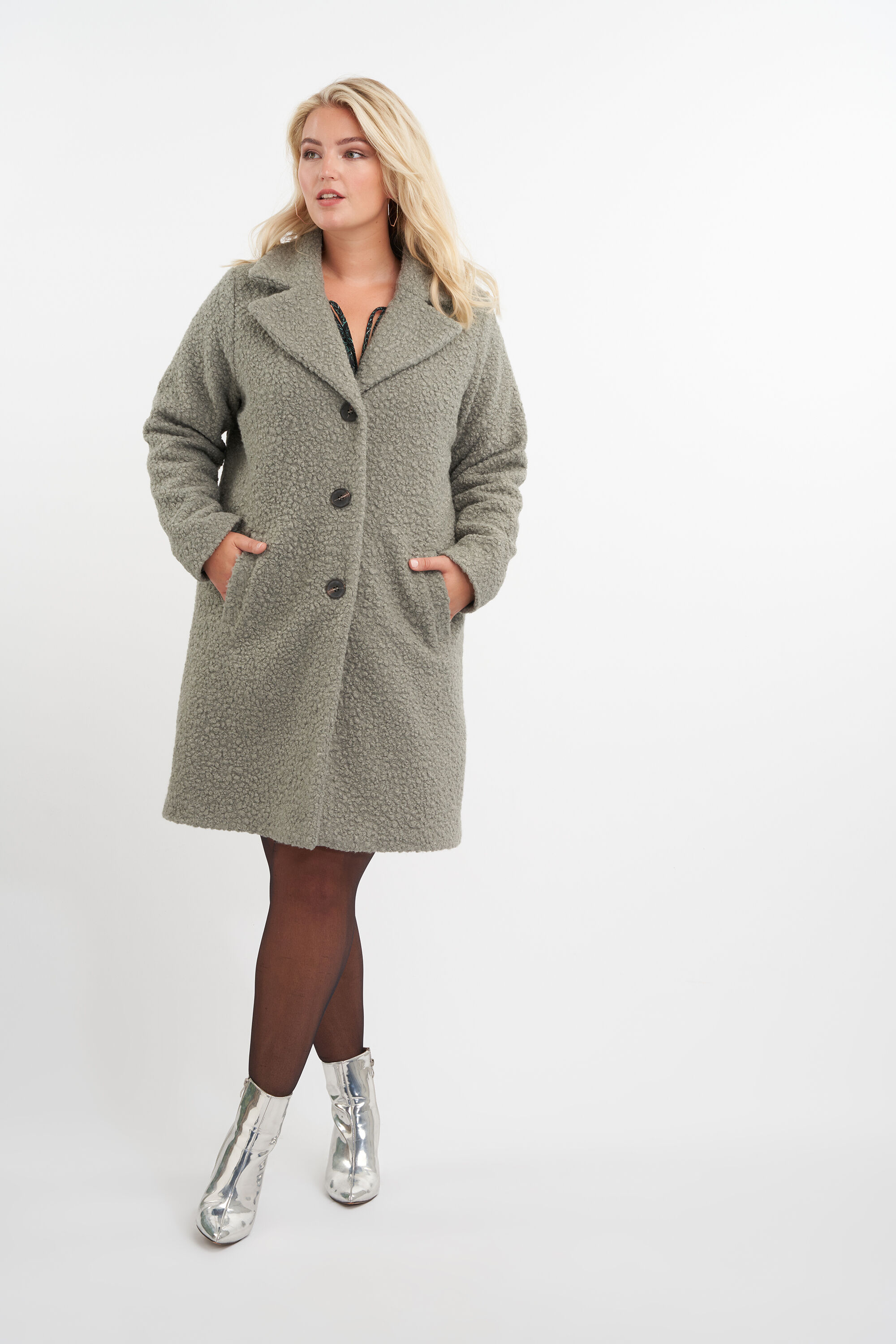 Jas van boucle  image number 6