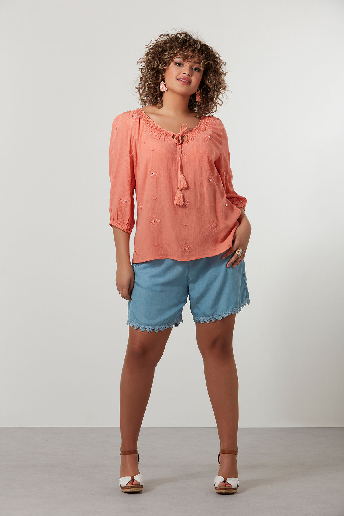 Blouse met gesmokte halslijn image number 3