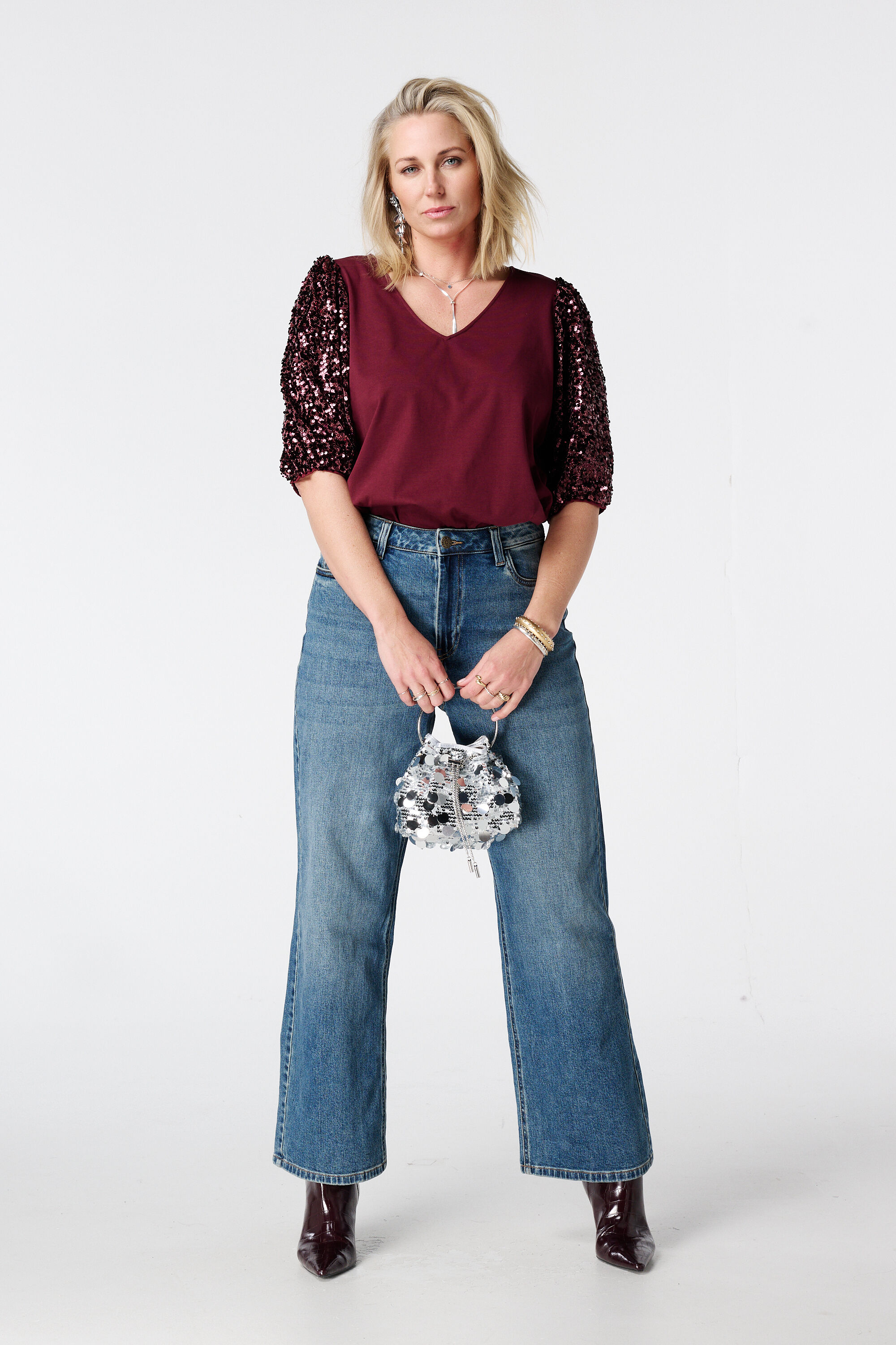 Top met pailletten pofmouwen image number 5