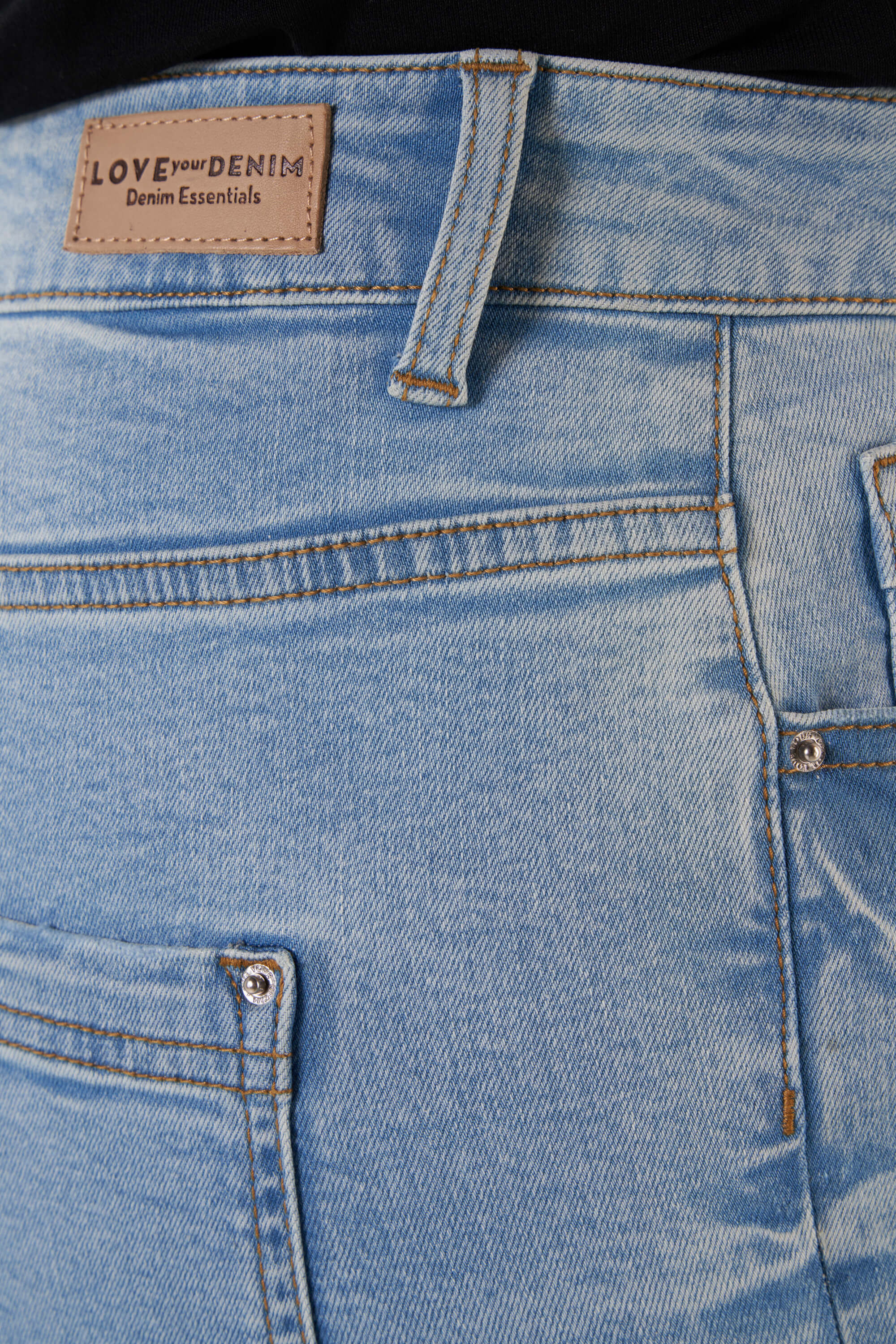 Straight leg jeans LILY image number 4