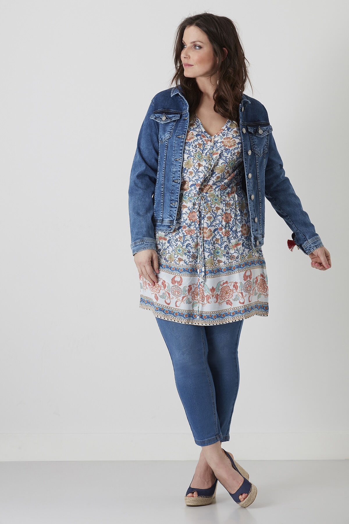 Spijkerjack image number 3