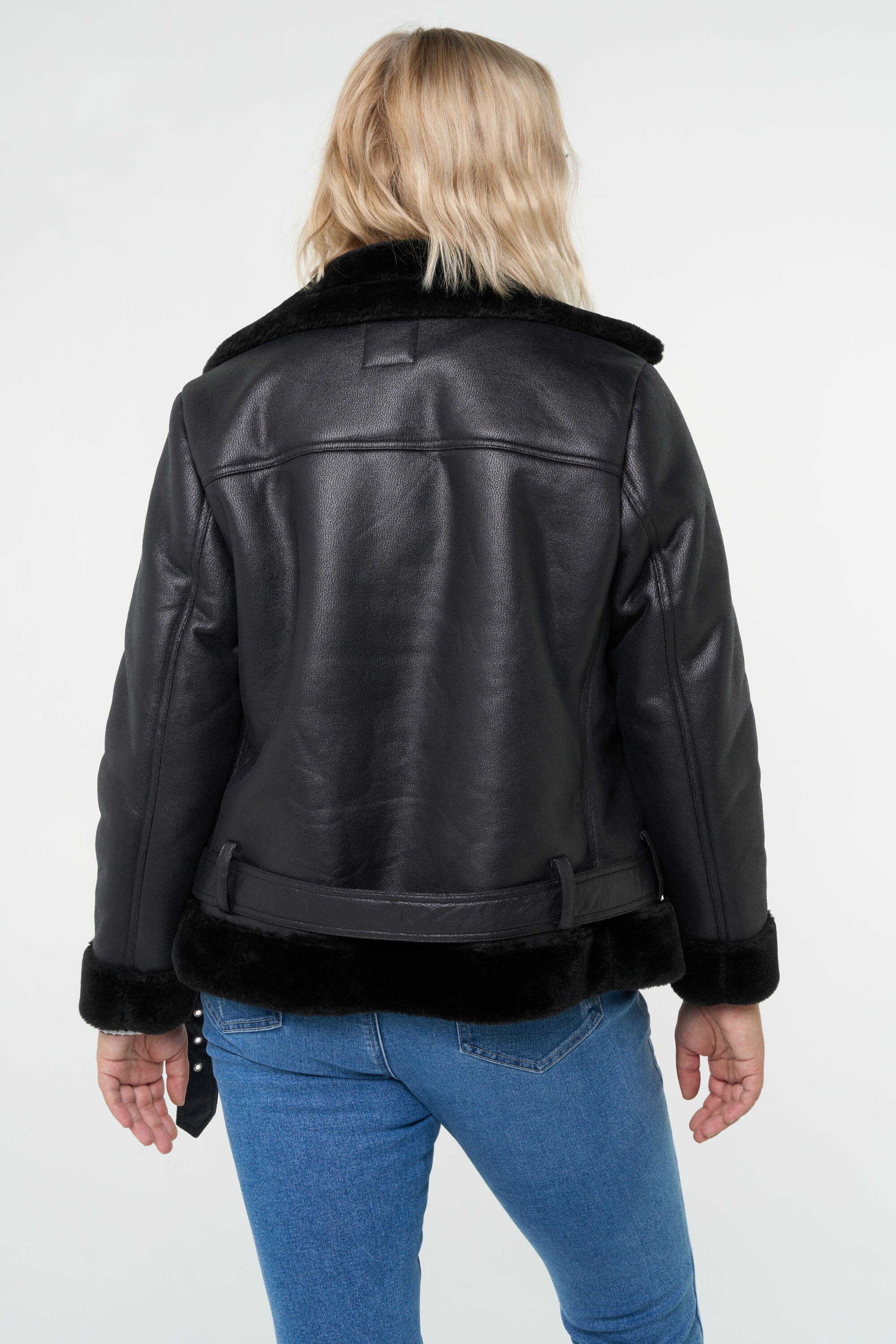 Bikerjack met vegan bont image number 3