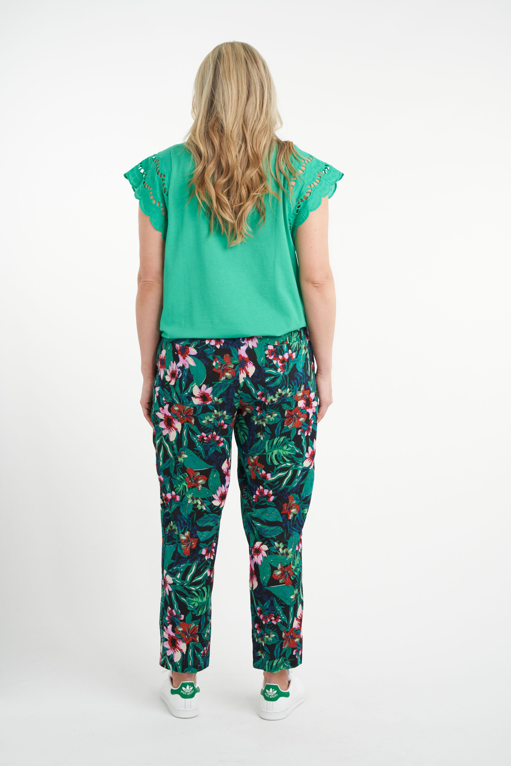 Losvallende broek image number 4