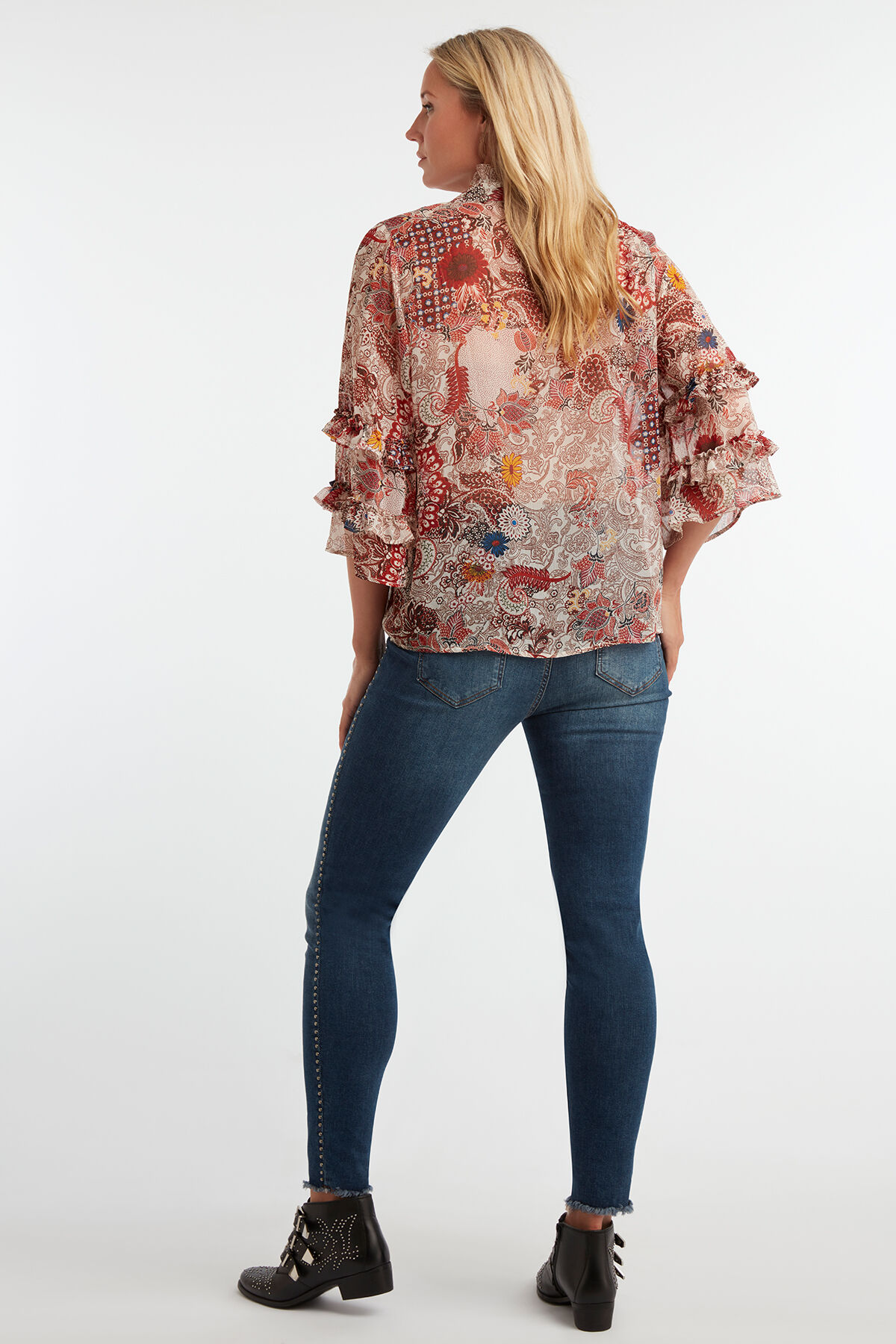 Skinny leg jeans met studs image number 3