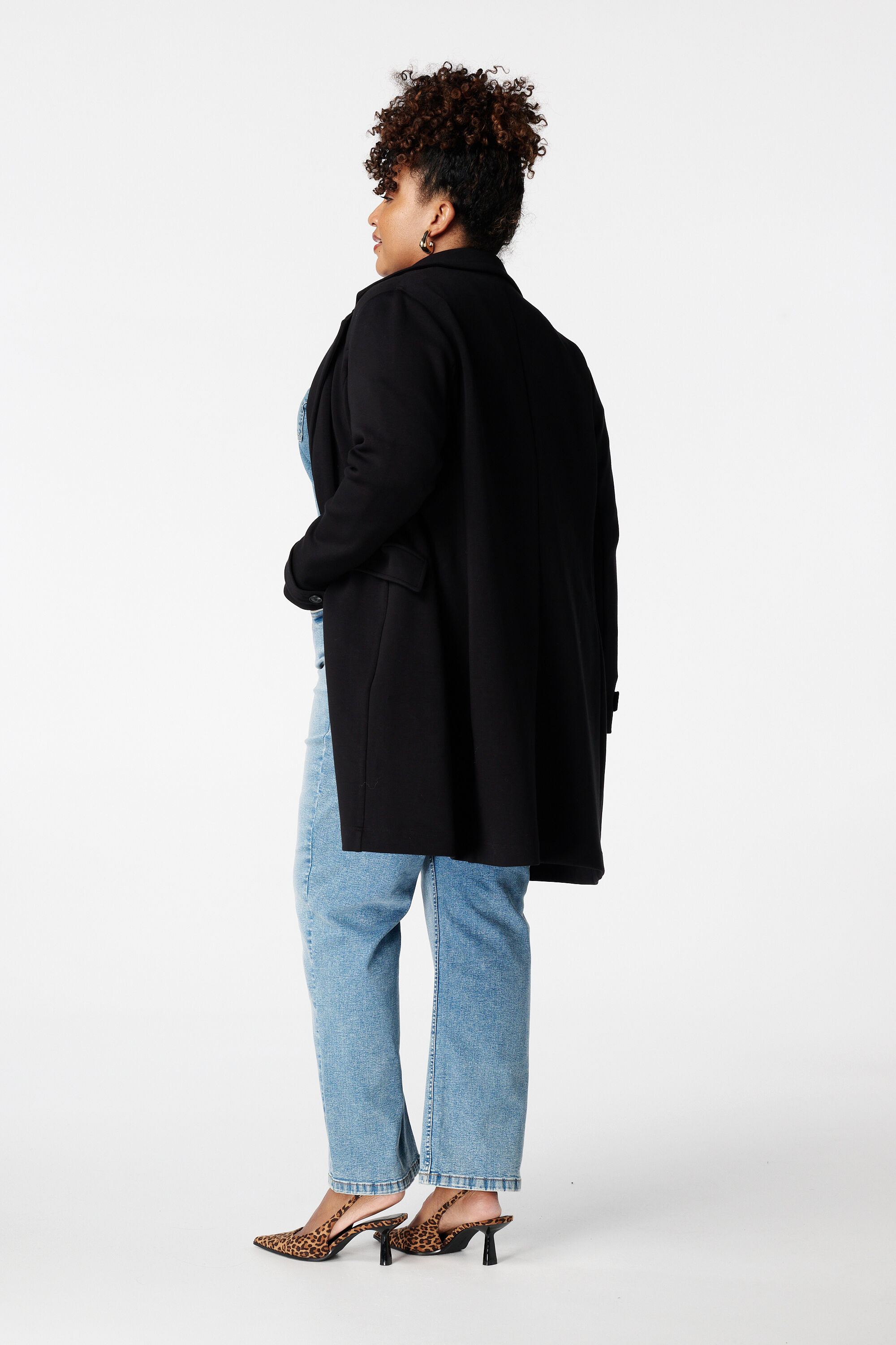 Mantel met knoopsluiting image number 3