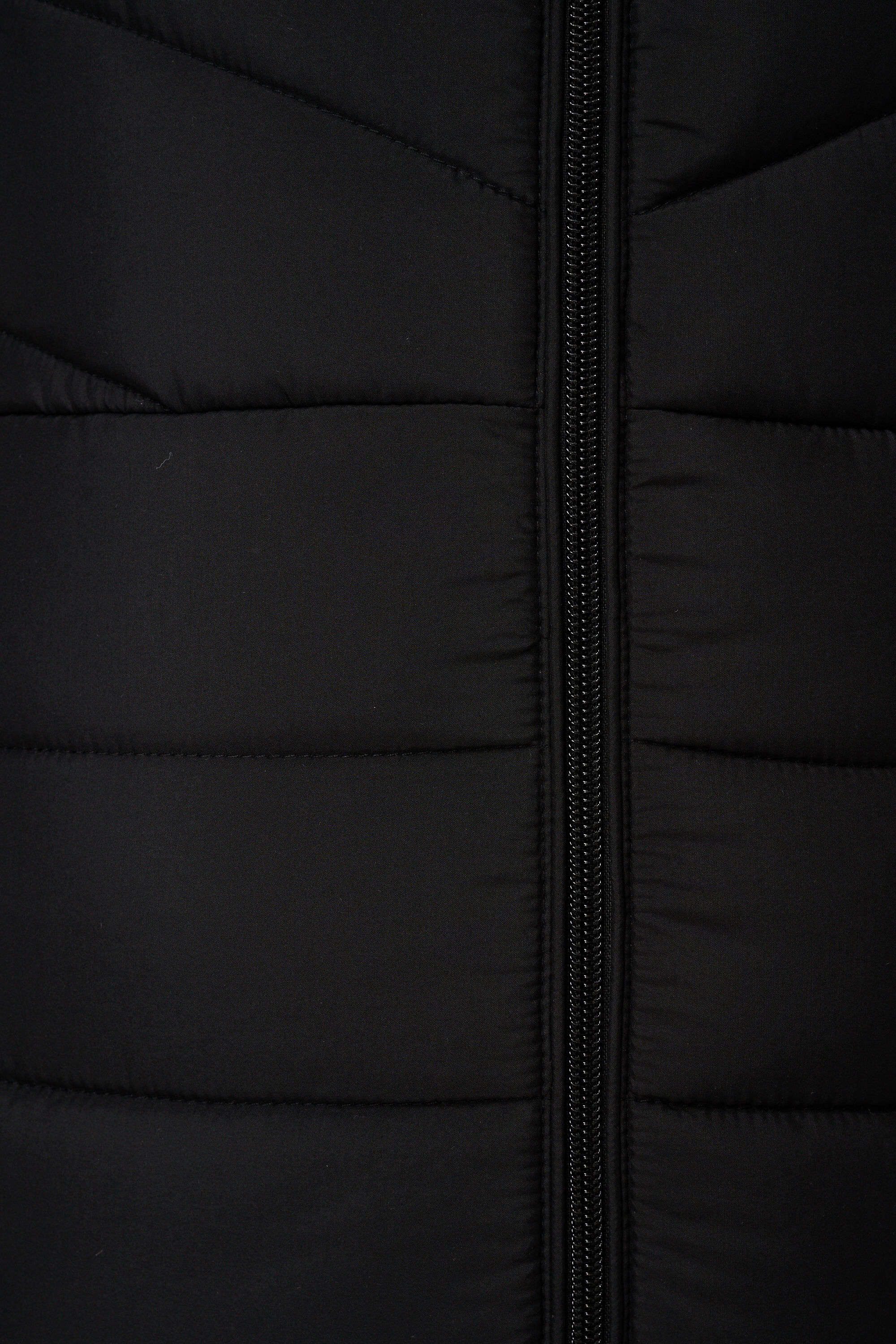 Gewatteerde bodywarmer met capuchon image number 6