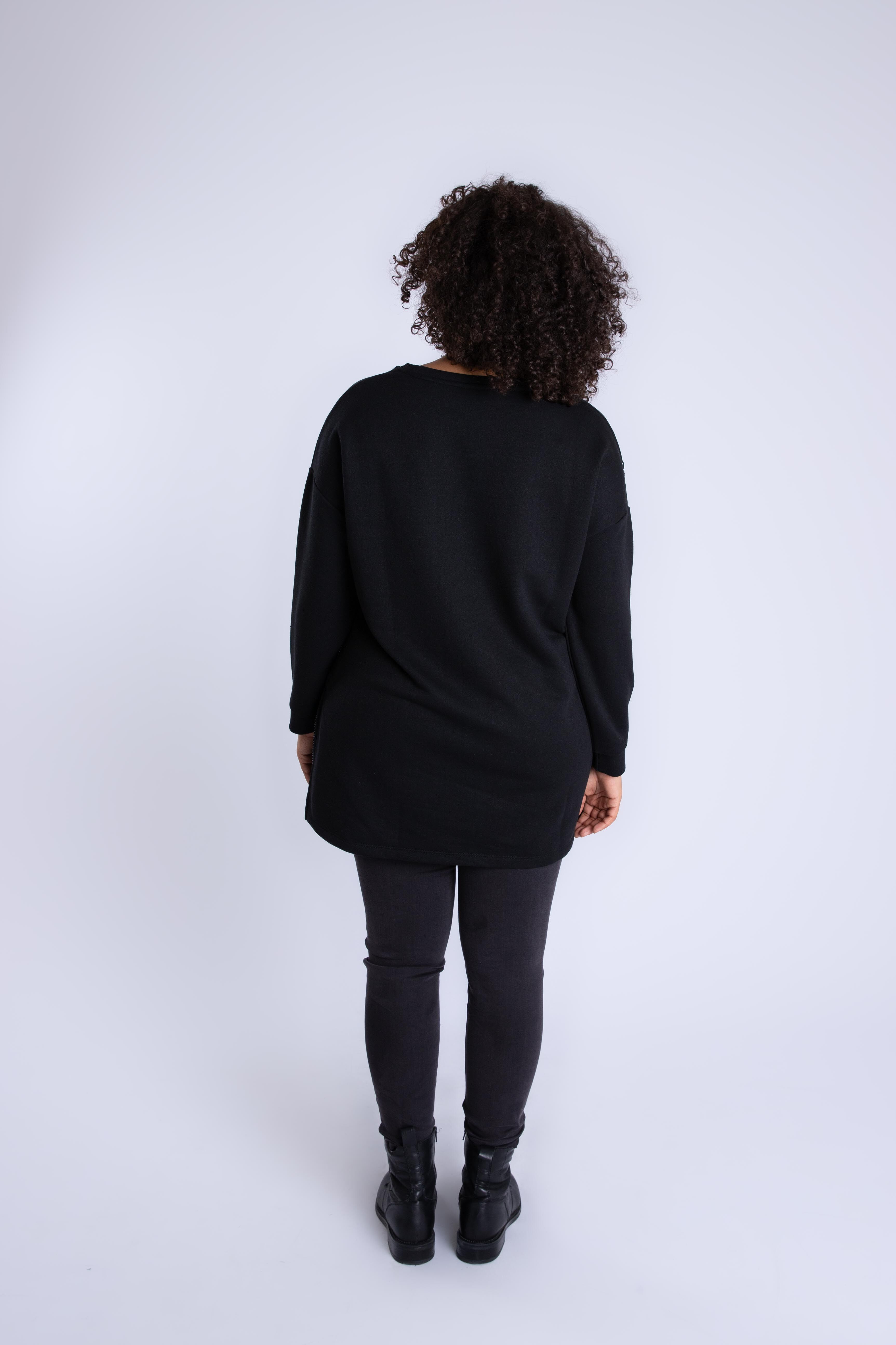 Sweater image number 3