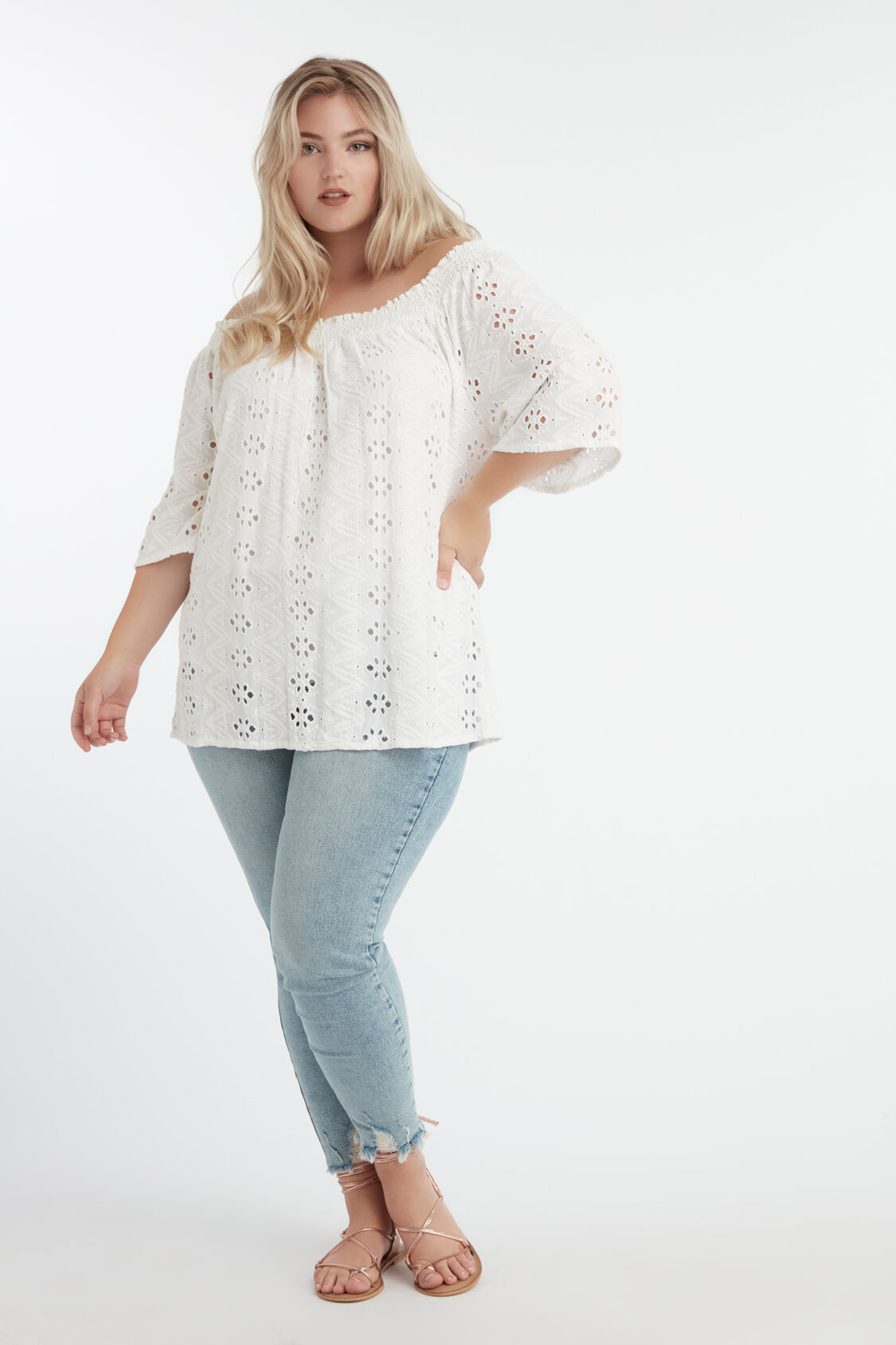 Opengewerkte off-shoulder top image number 5