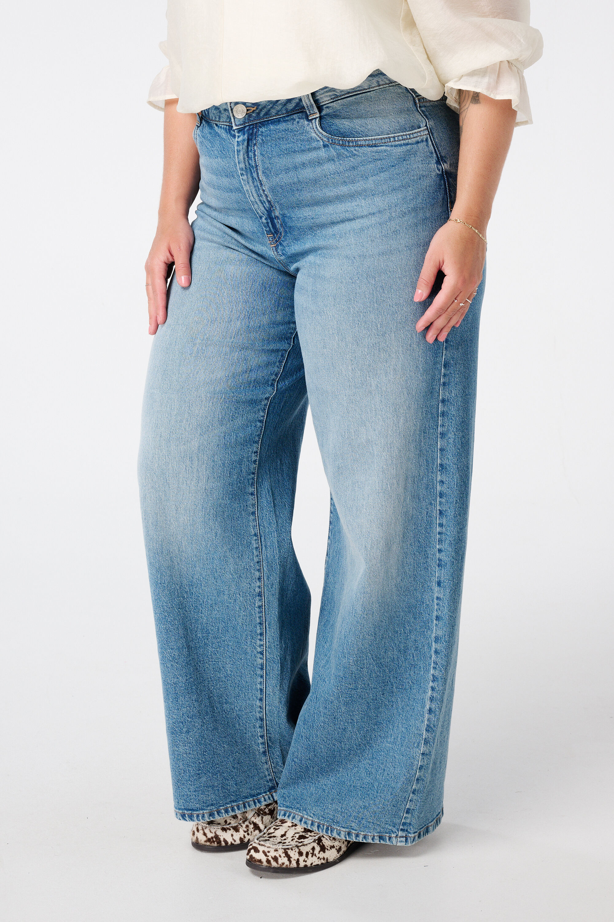 Wide leg jeans met hoge taille image number 5