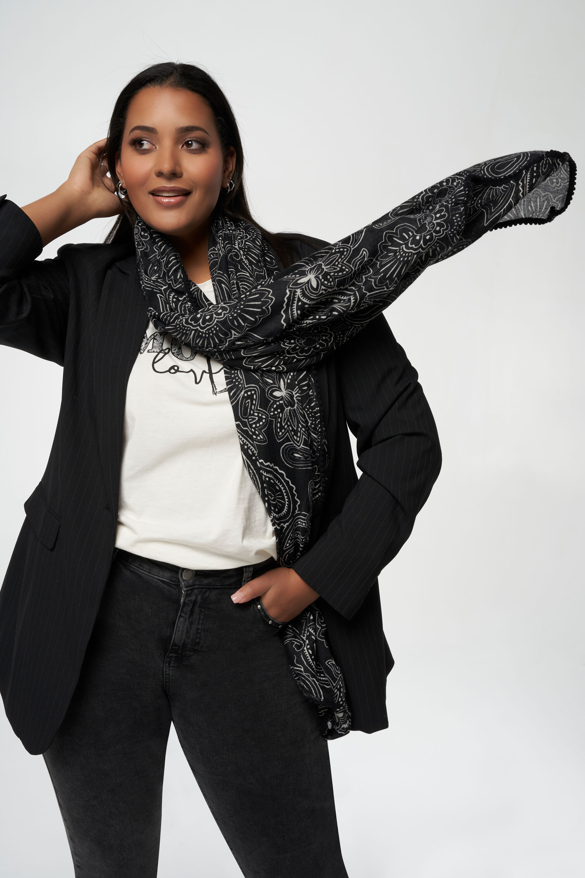 Sjaal met paisley print image number 4