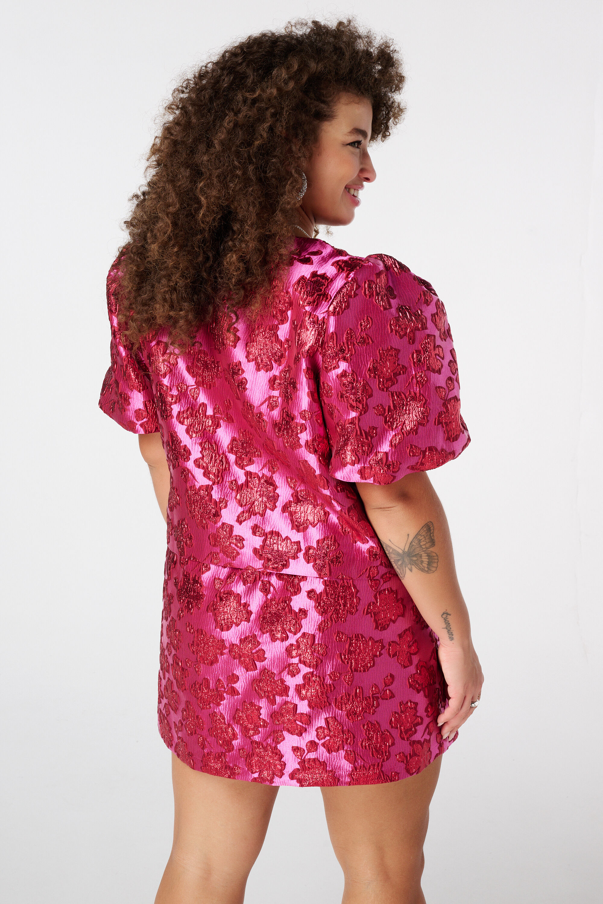 Glitter jacquard top met pofmouwen image number 3