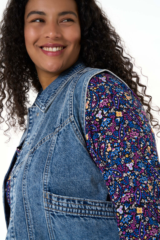 Denim gilet  image number 4