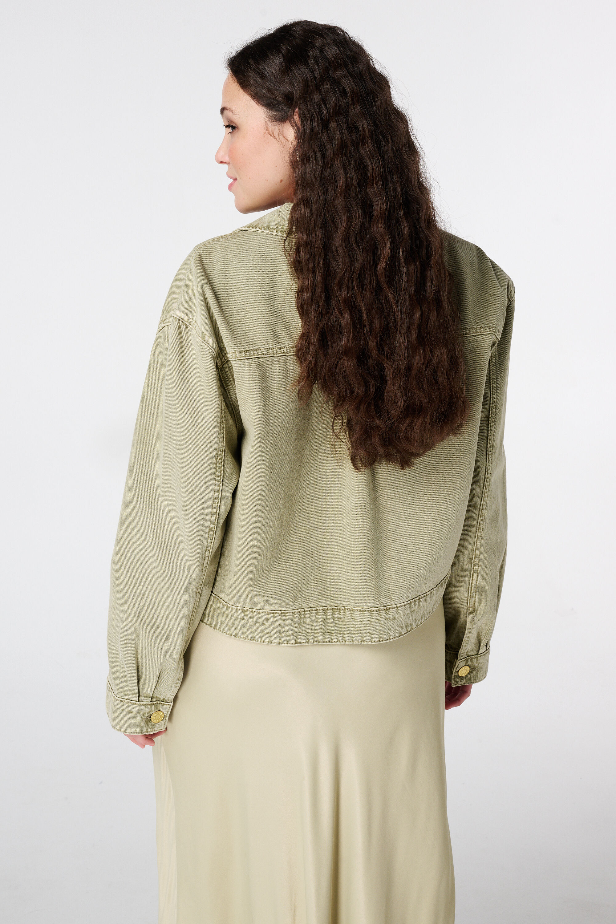 Spijkerjas met knoopsluiting image number 3