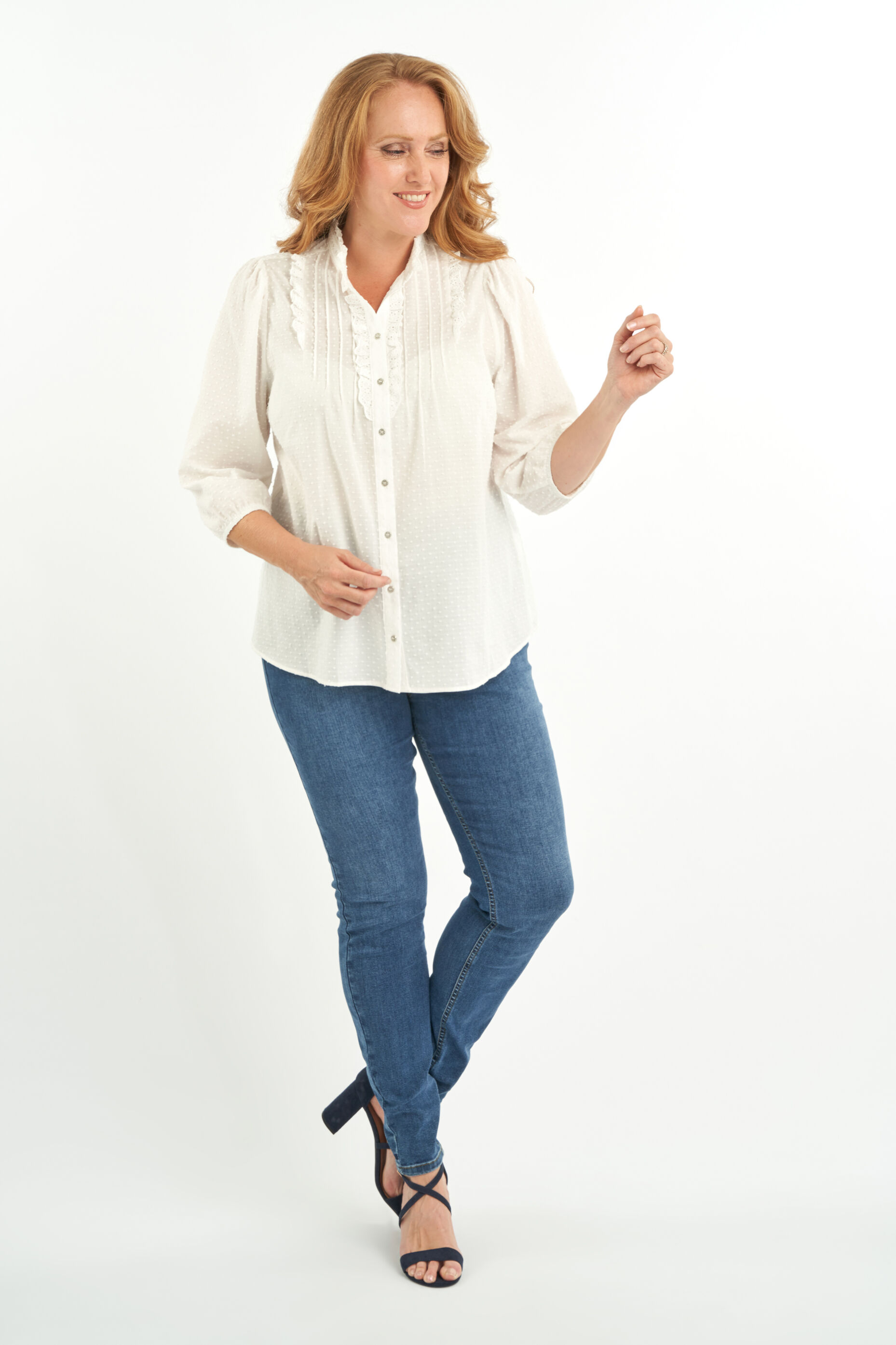 Blouse met ruffles image number 5