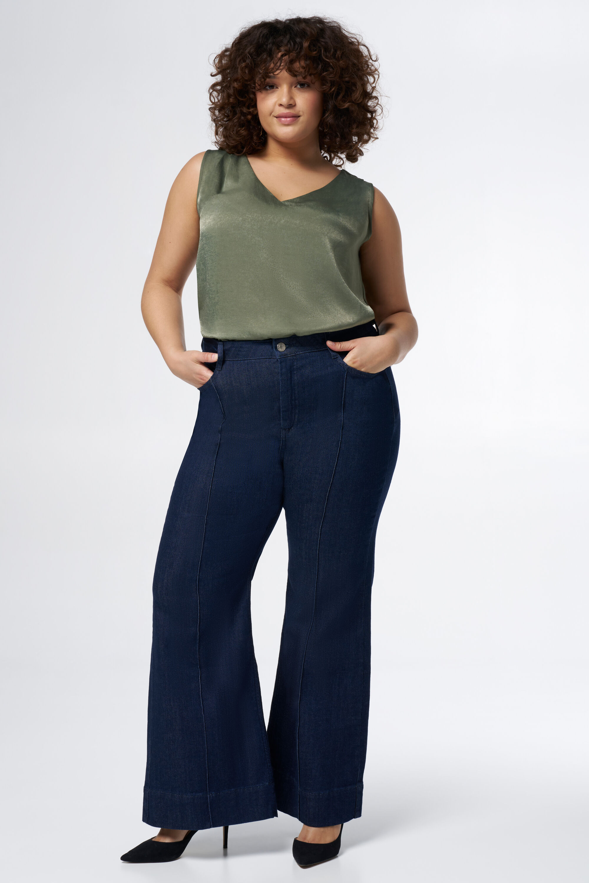 Flared leg jeans met siernaad image number 6