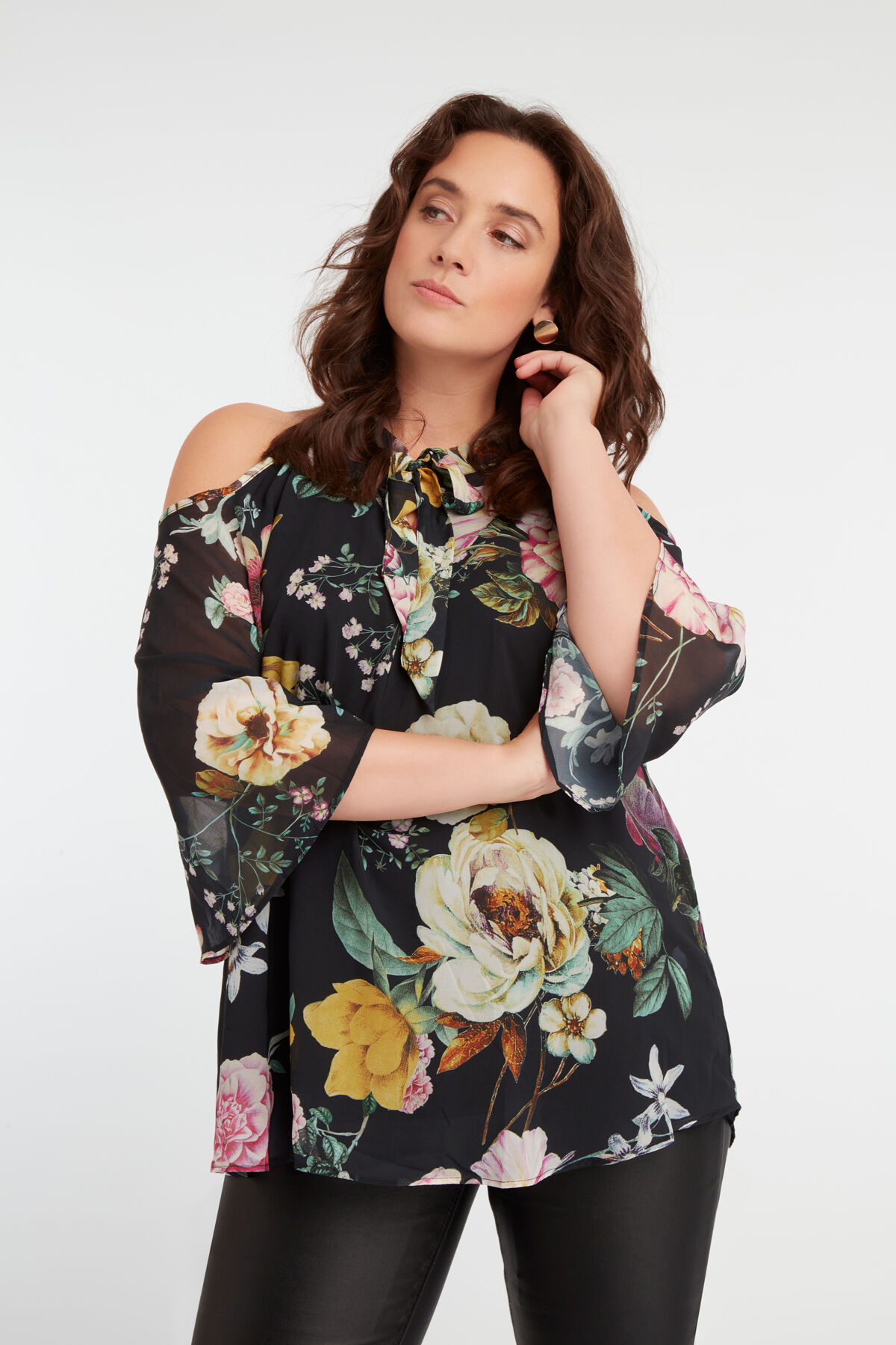 Cold-shoulder blouse image number 4