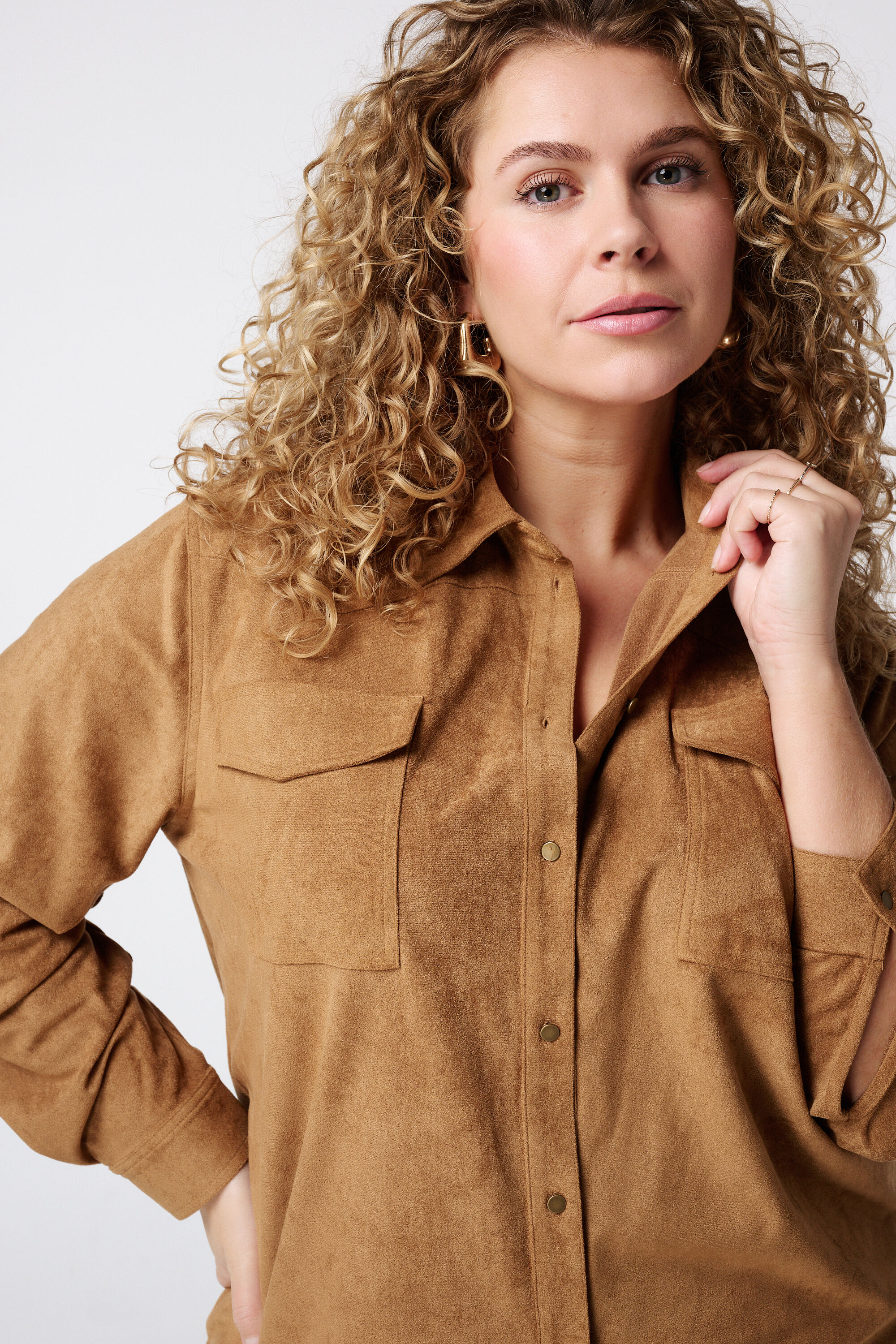 Suede blouse met zakken image number 4