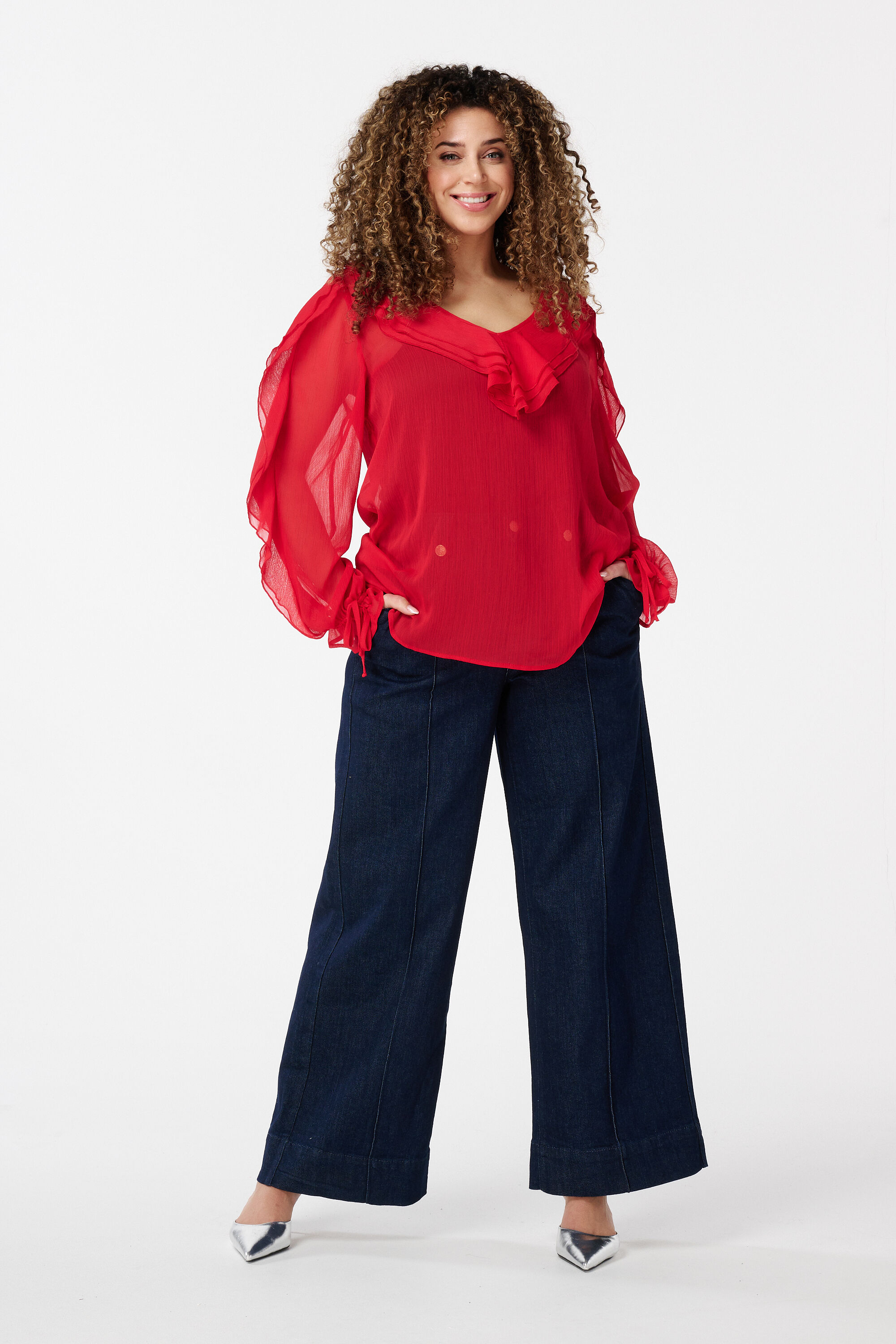 Blouse met ruffles image number 5