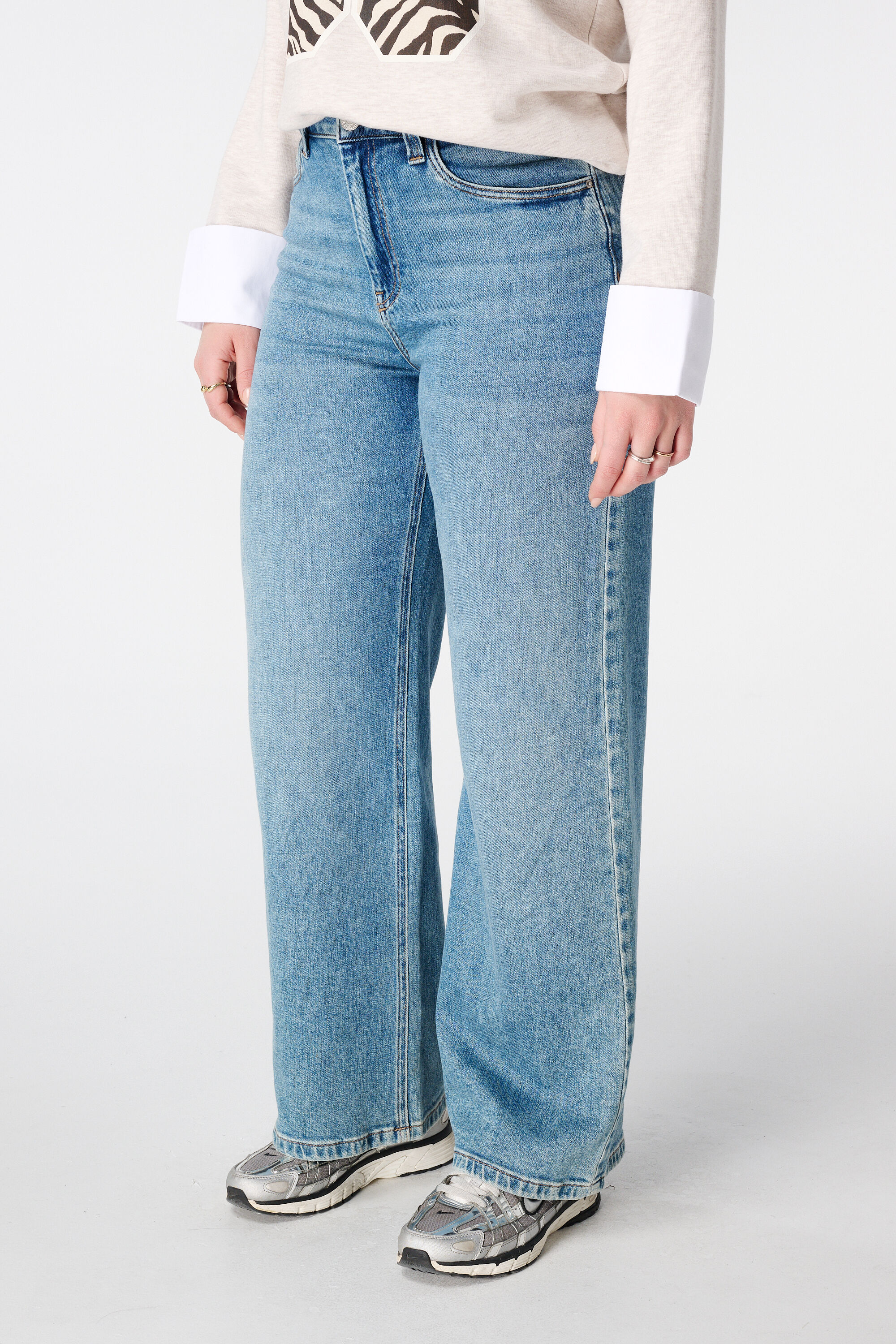 Wide leg jeans IVY image number 5