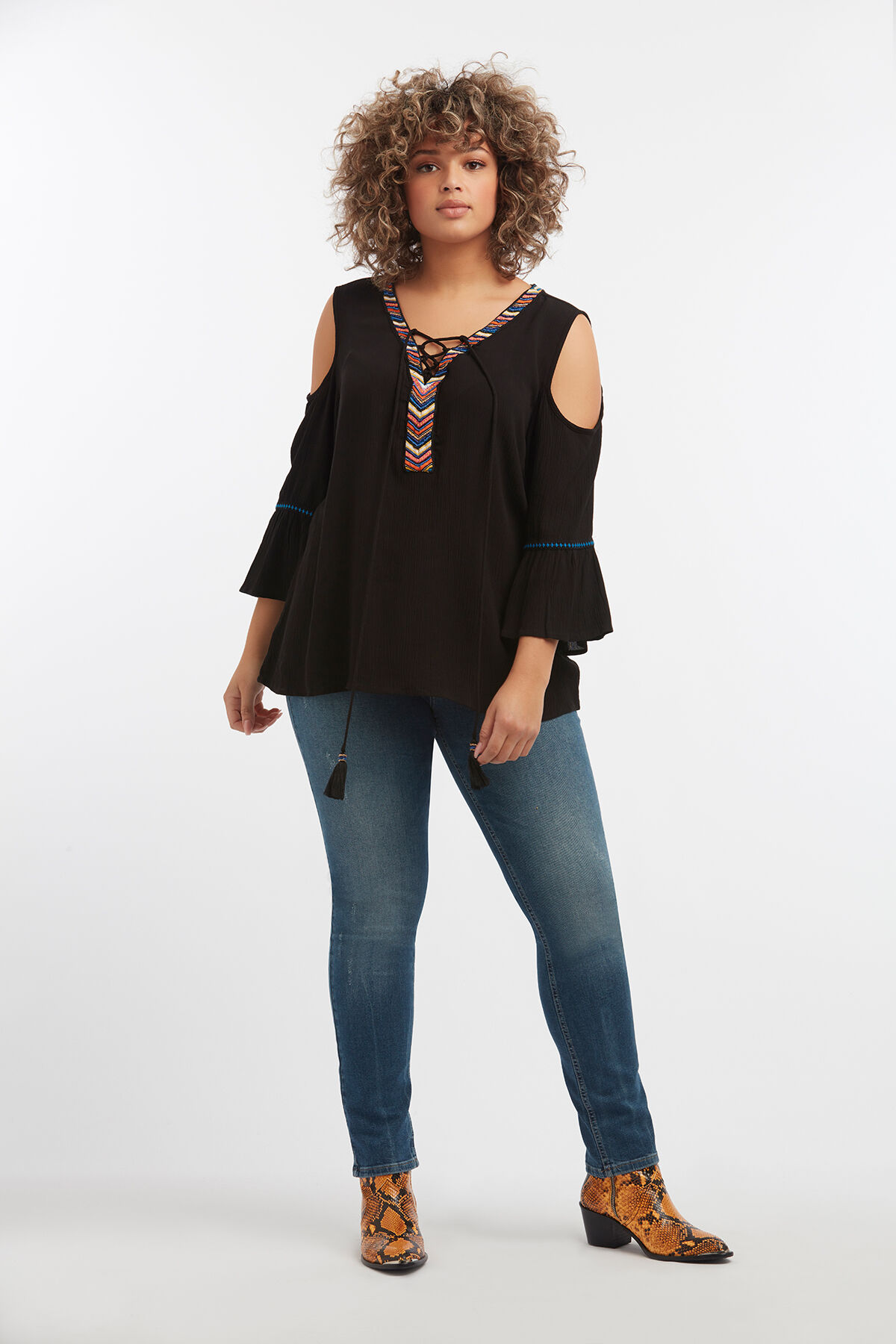 Blouse met open schouders image number 4