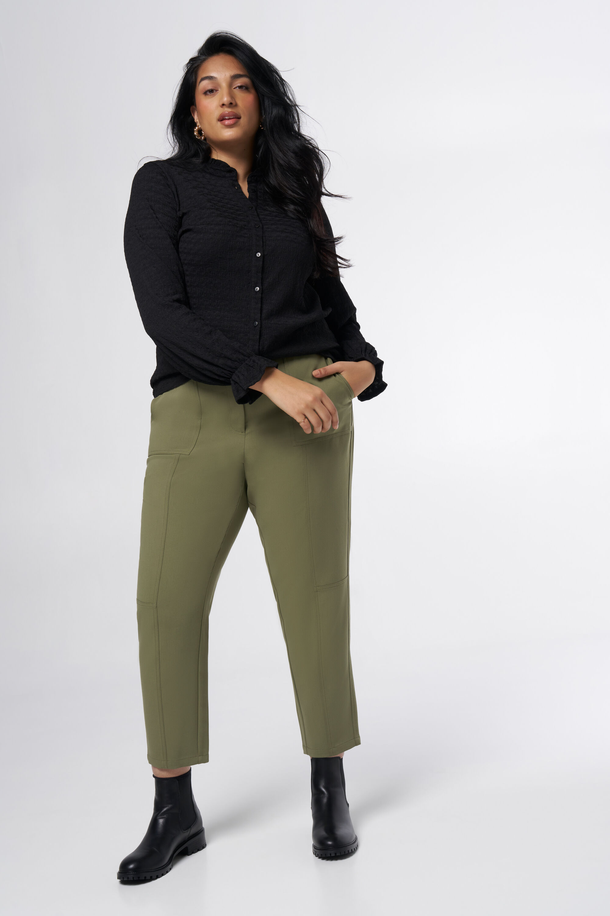 Dames Top met ruffle details Zwart | MS Mode