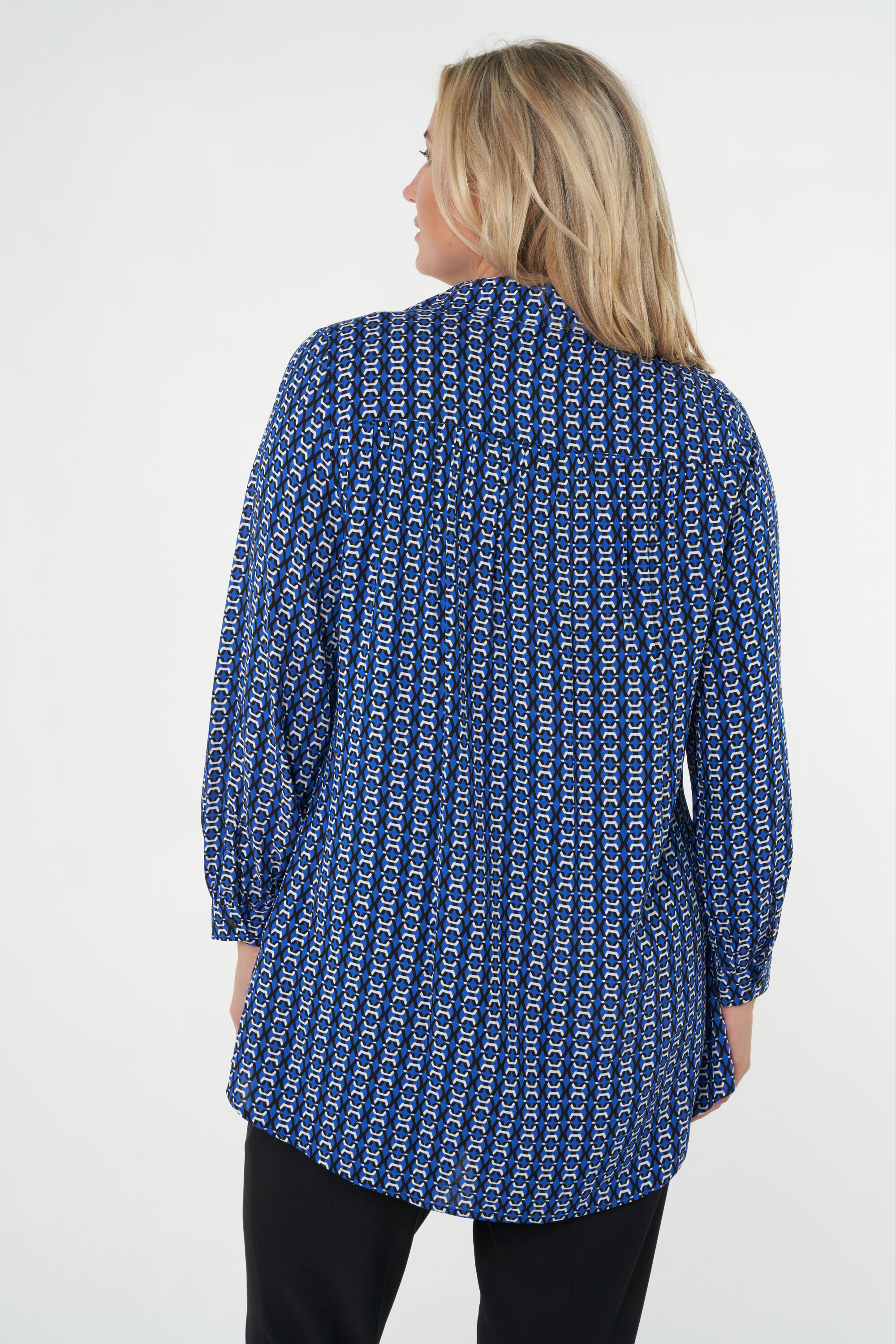 Oversized blouse met kraag en v-hals image number 3