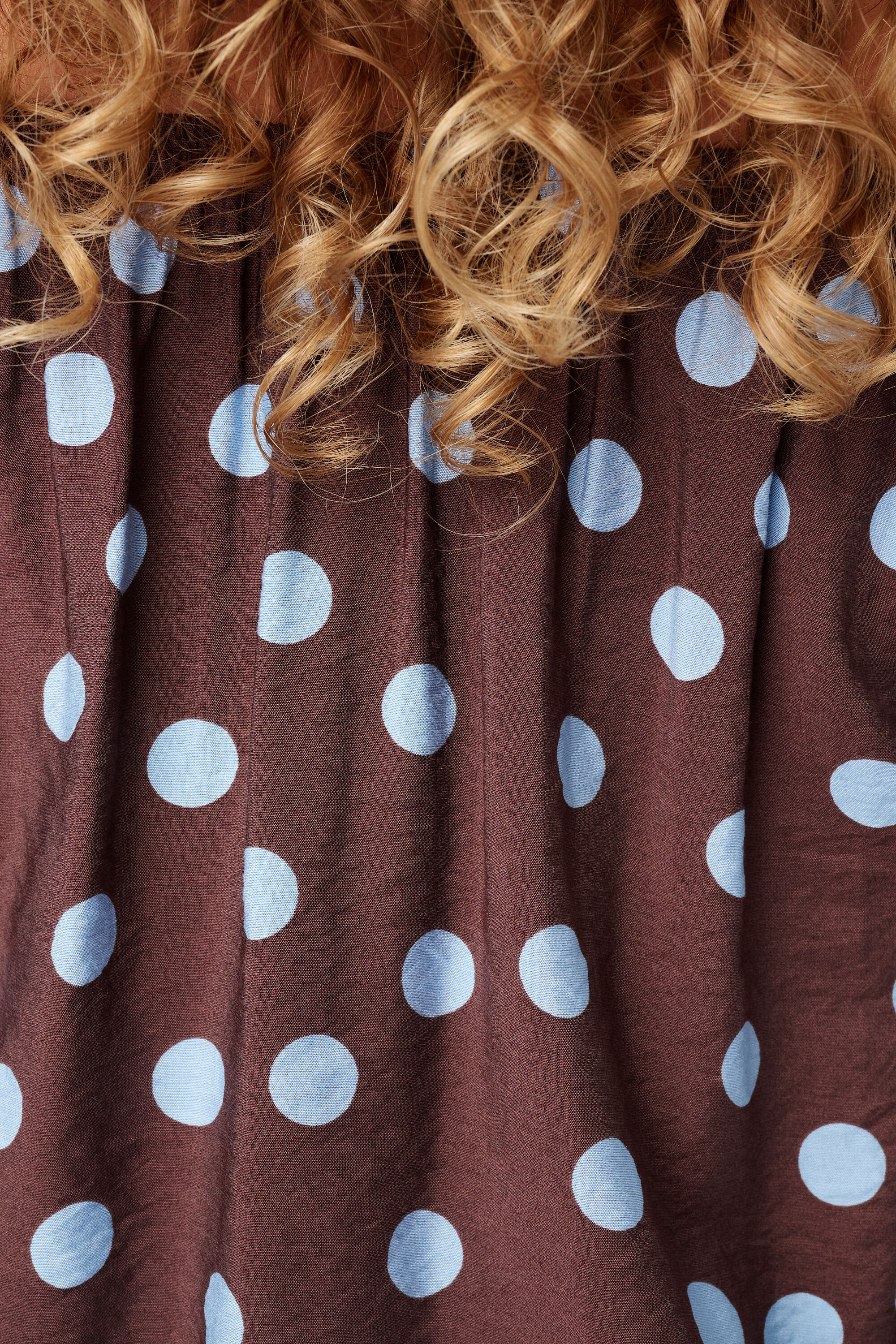 Off-shoulder blouse met polka dot image number 4