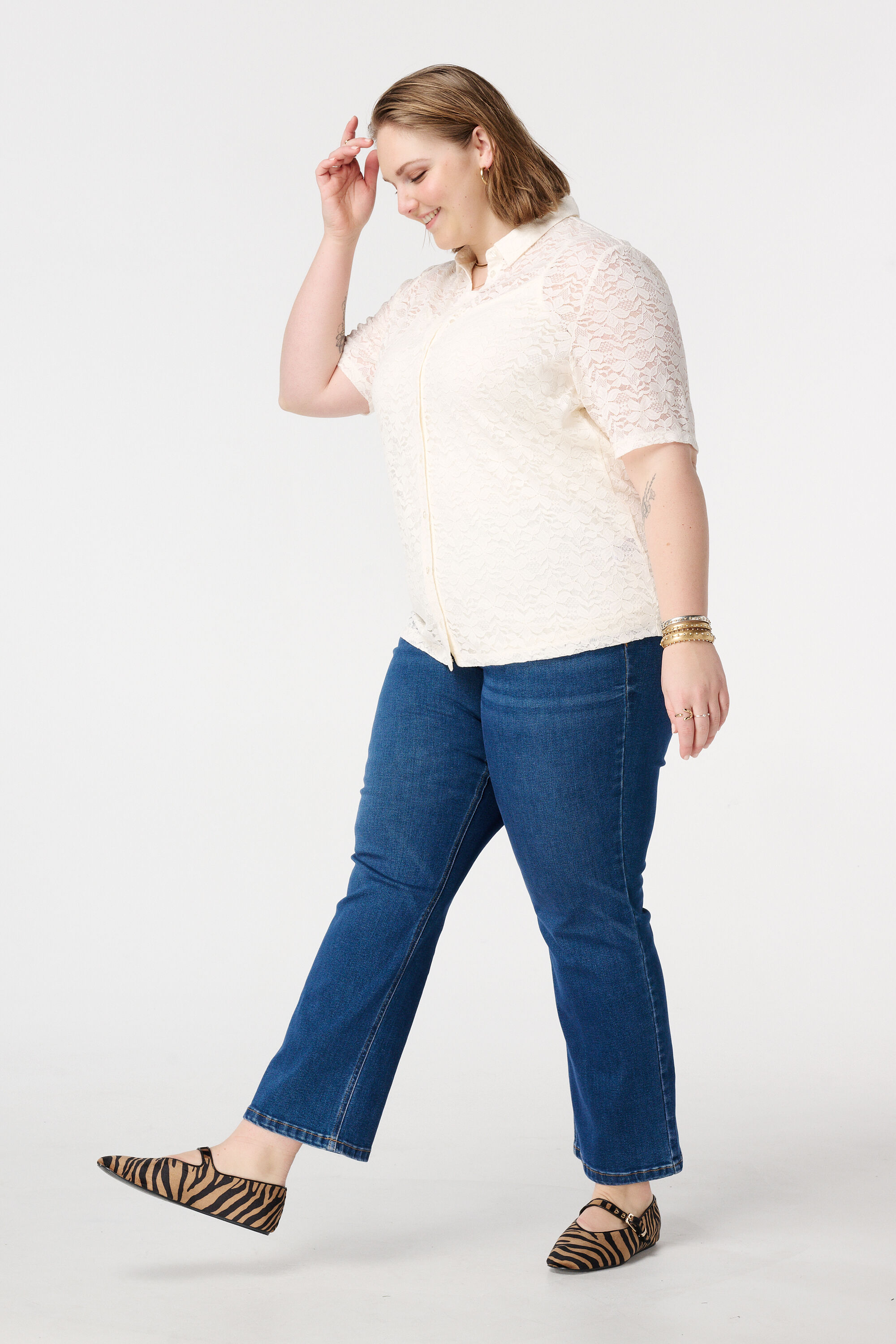 Kanten top met korte mouwen image number 5