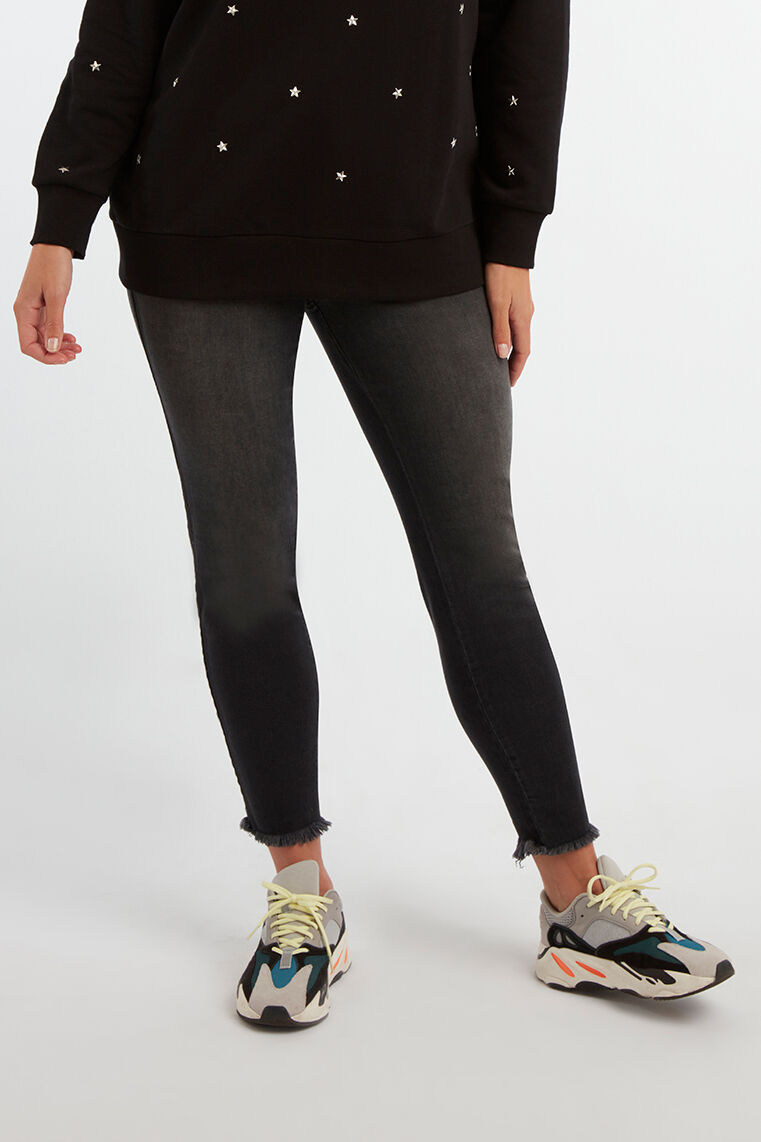 Cropped skinny leg jeans image number 4