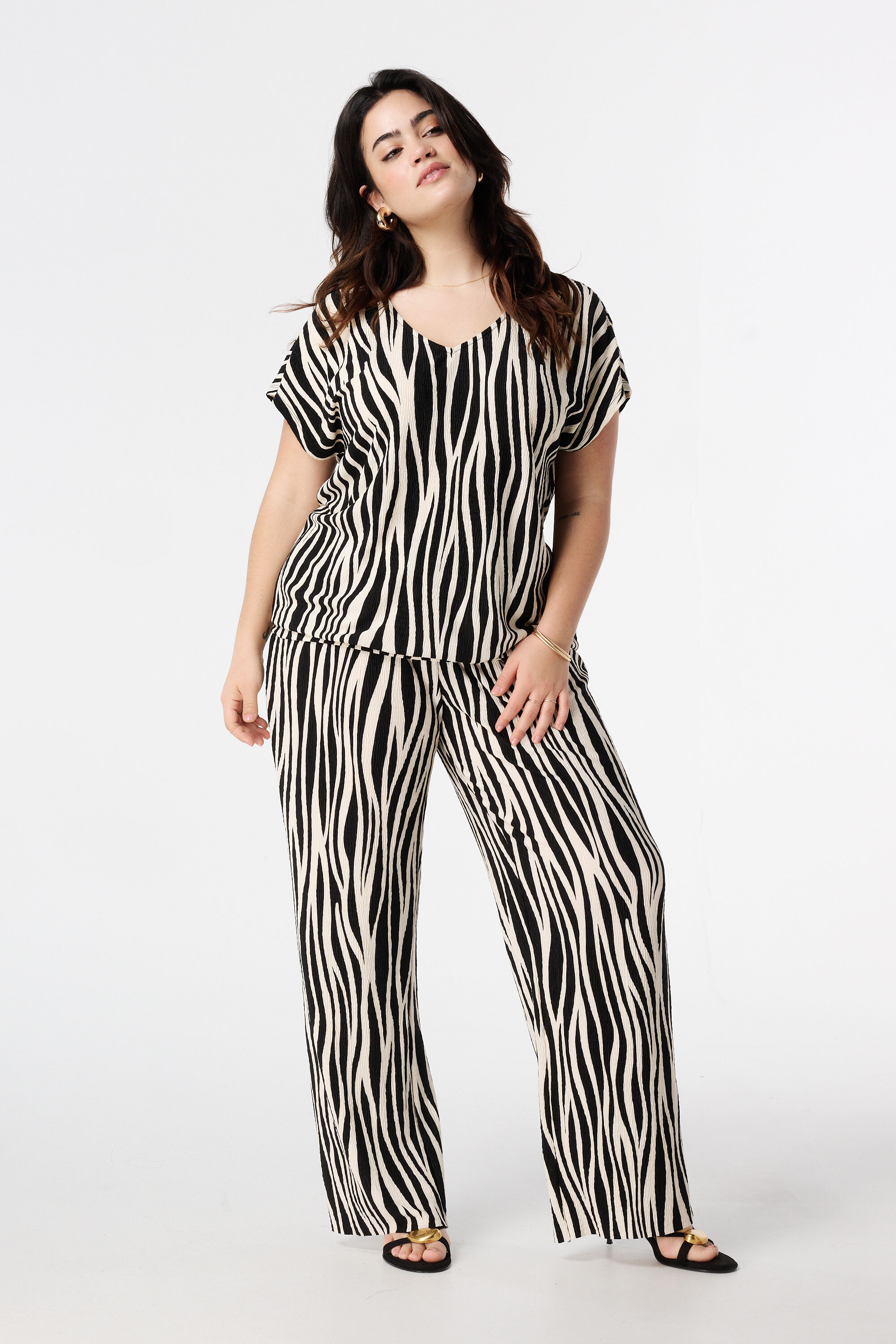 Top met structuur en kapmouwtje image number 5