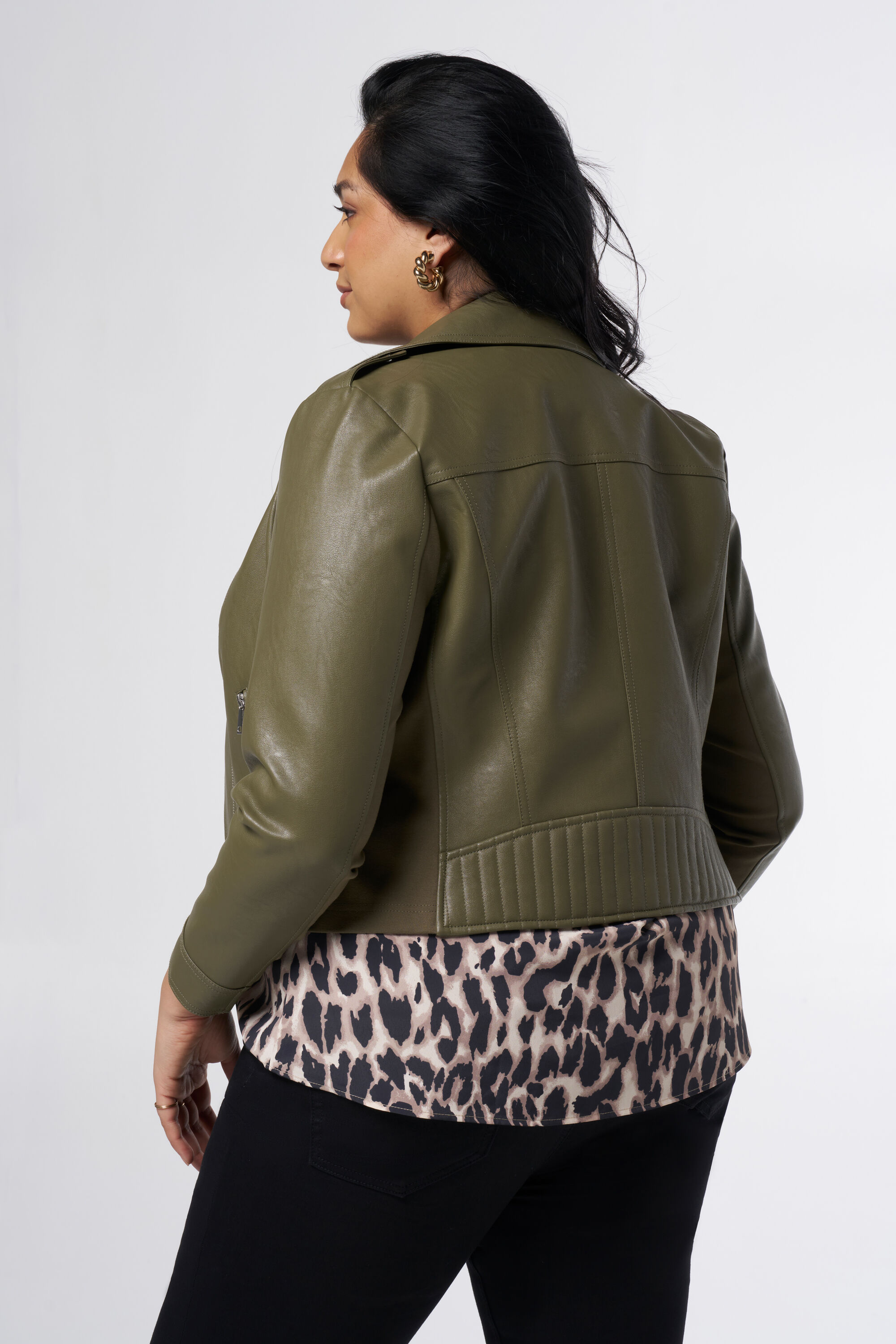 Leerlook jacket met zilveren details image number 3