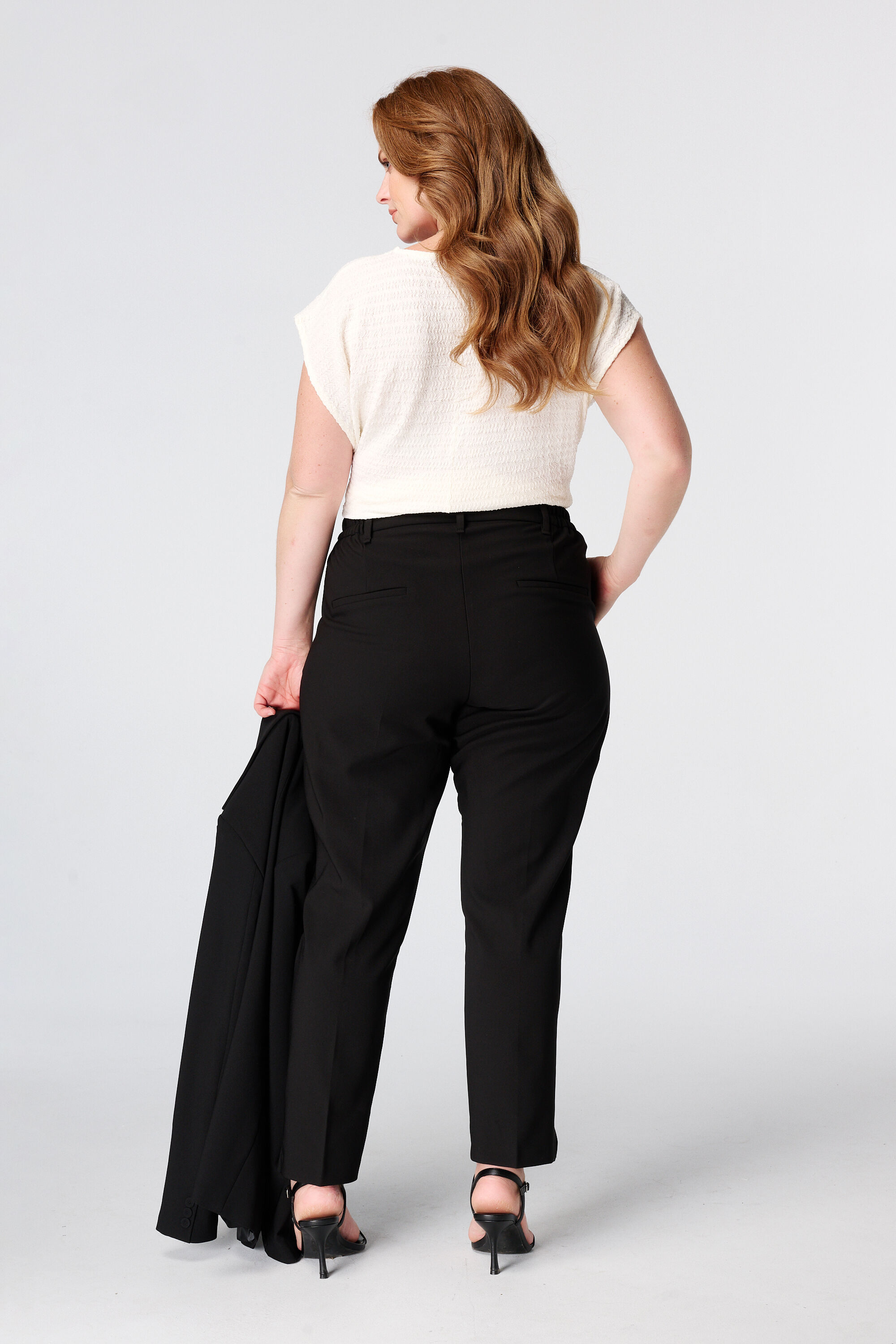 Straight leg pantalon met elastische taille image number 3