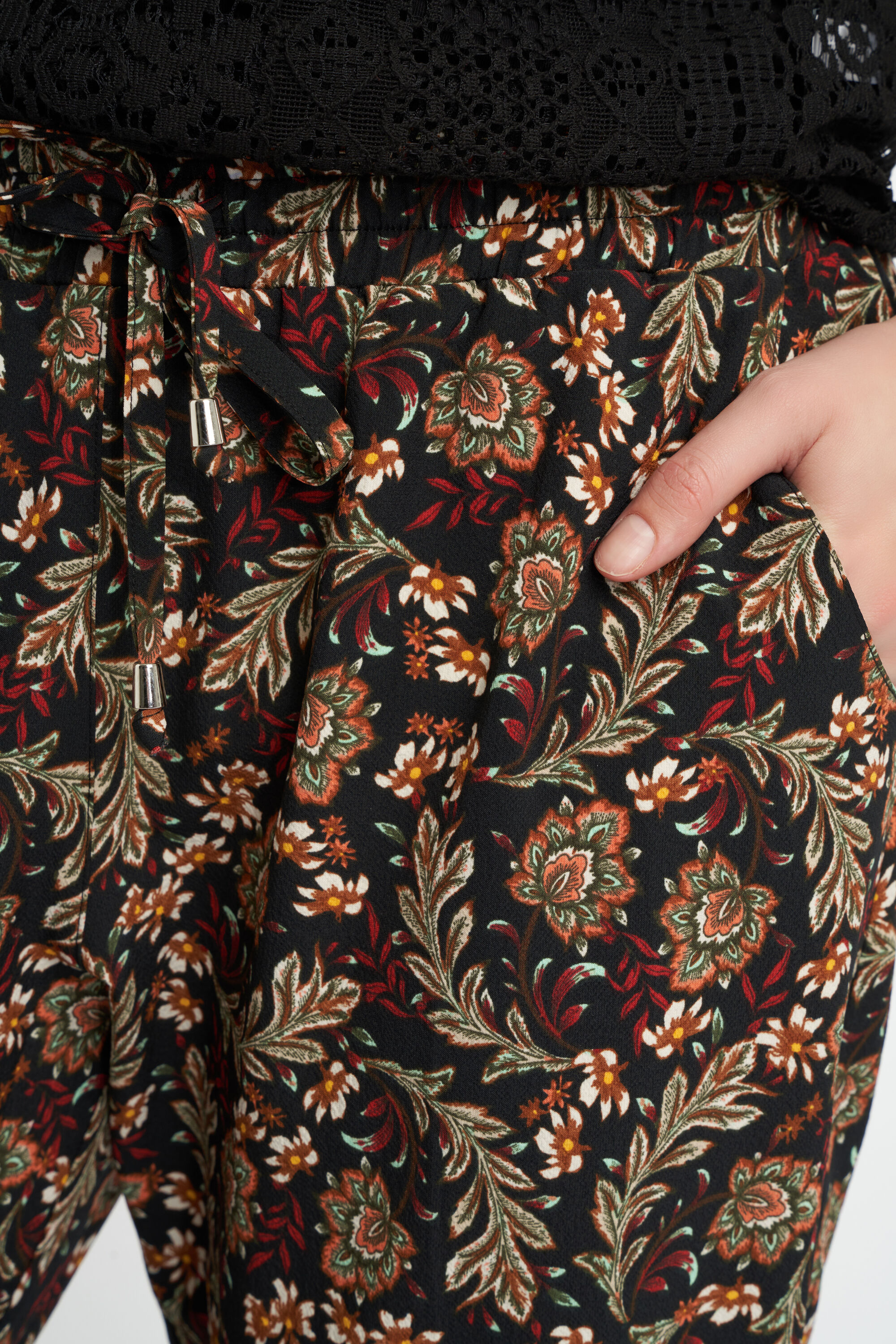 Losvallende broek image number 5