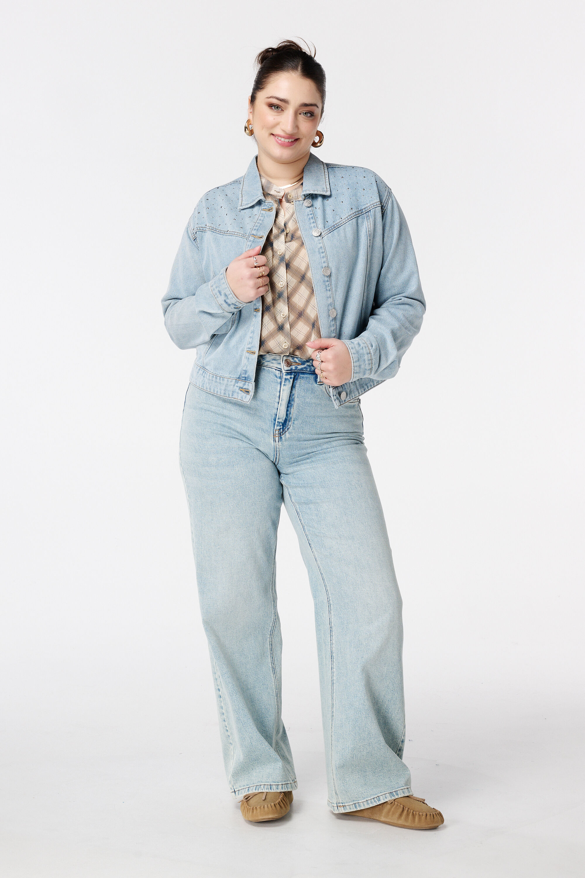 Spijkerjasje met studs image number 5