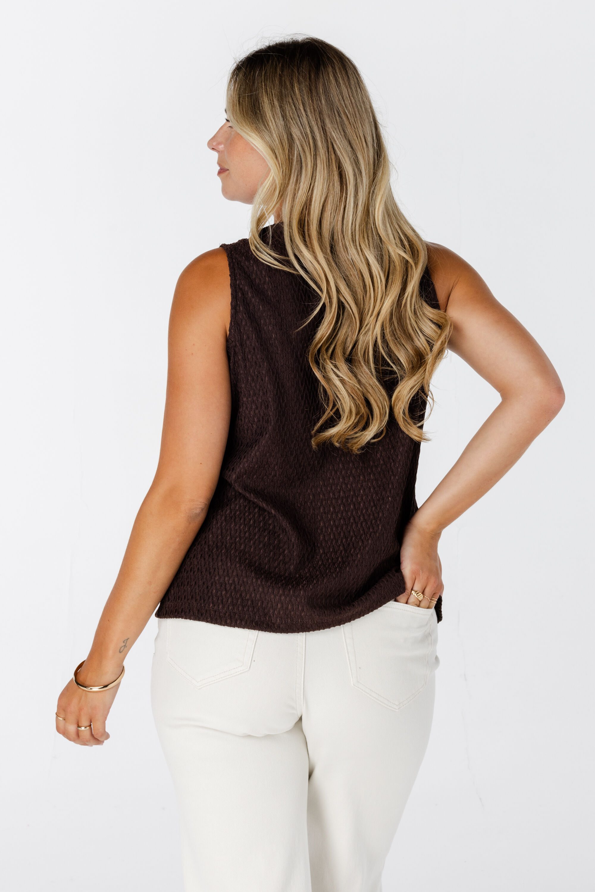 Asymmetrische top met sierdetail image number 3