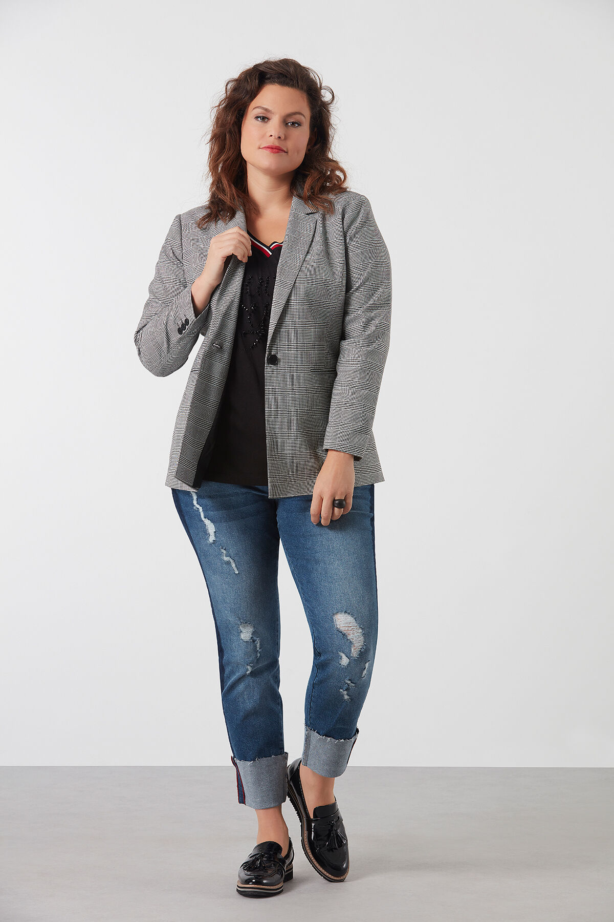 Boyfriend jeans image number 5