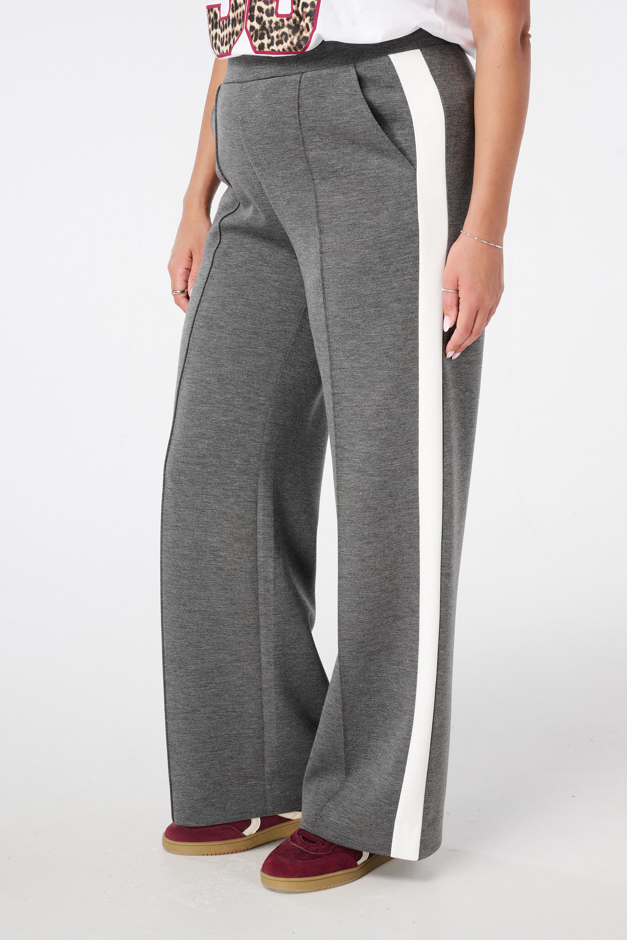 Wijde pantalon met contraststreep image number 5