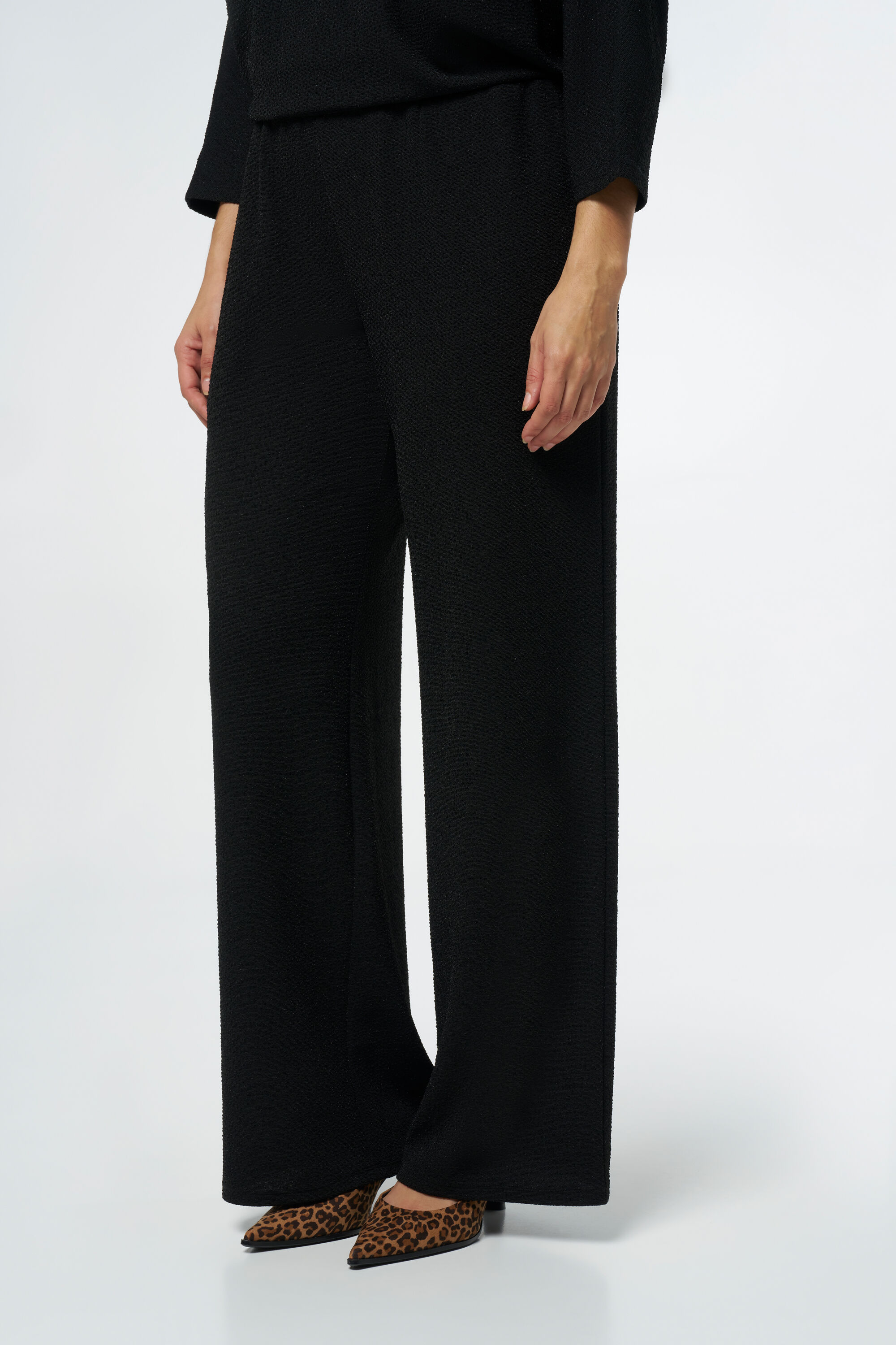 Broek met wijde pijpen image number 5