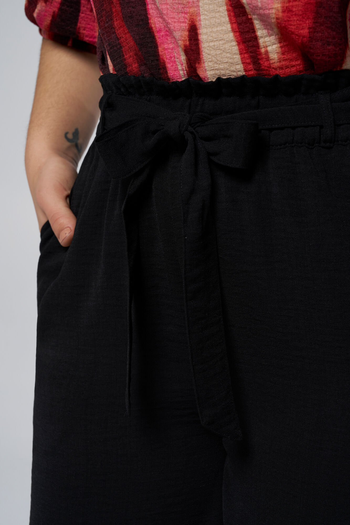 Broek met wijde pijpen en ceintuur image number 4