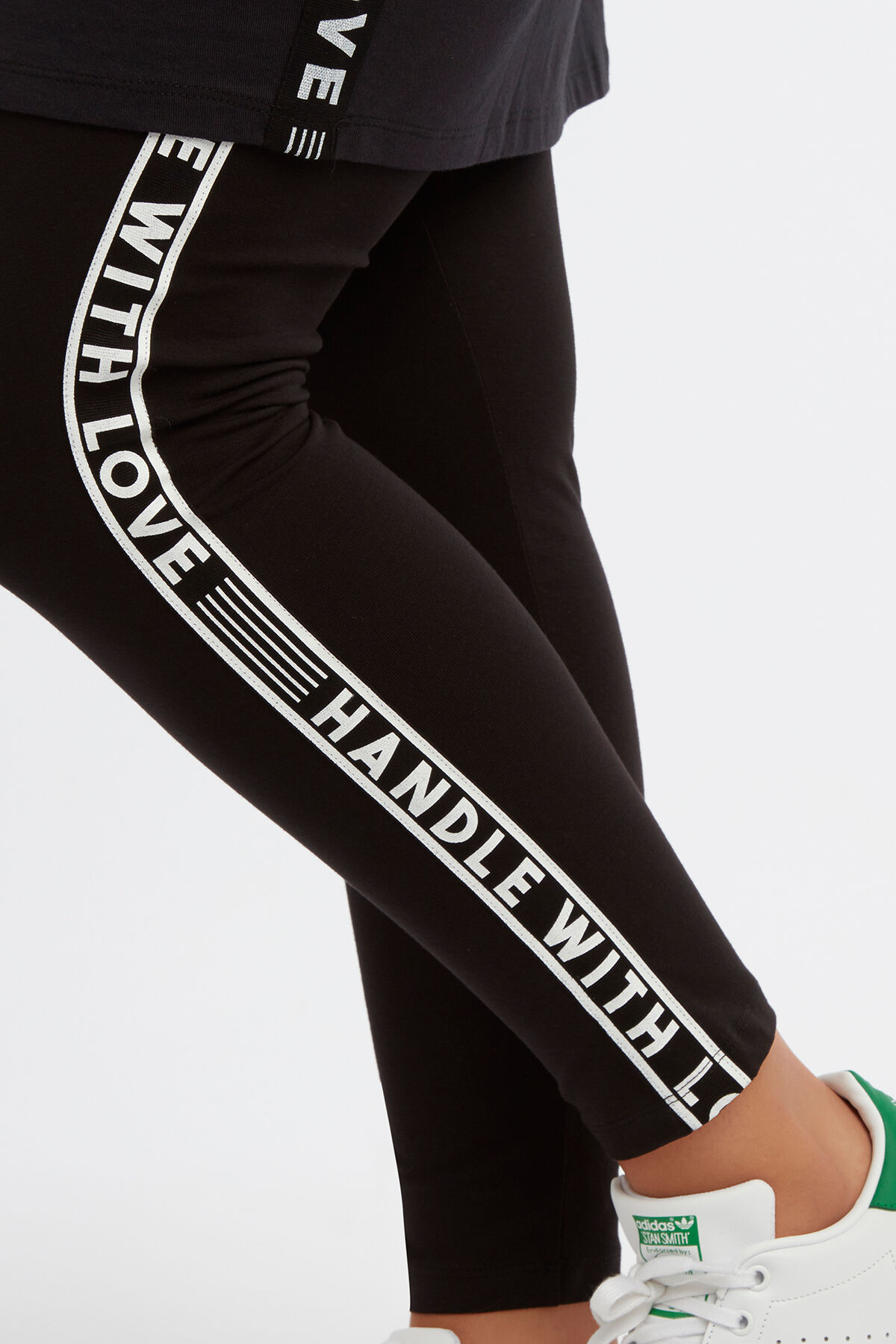 Legging met tape aan de zijkanten. image number 3