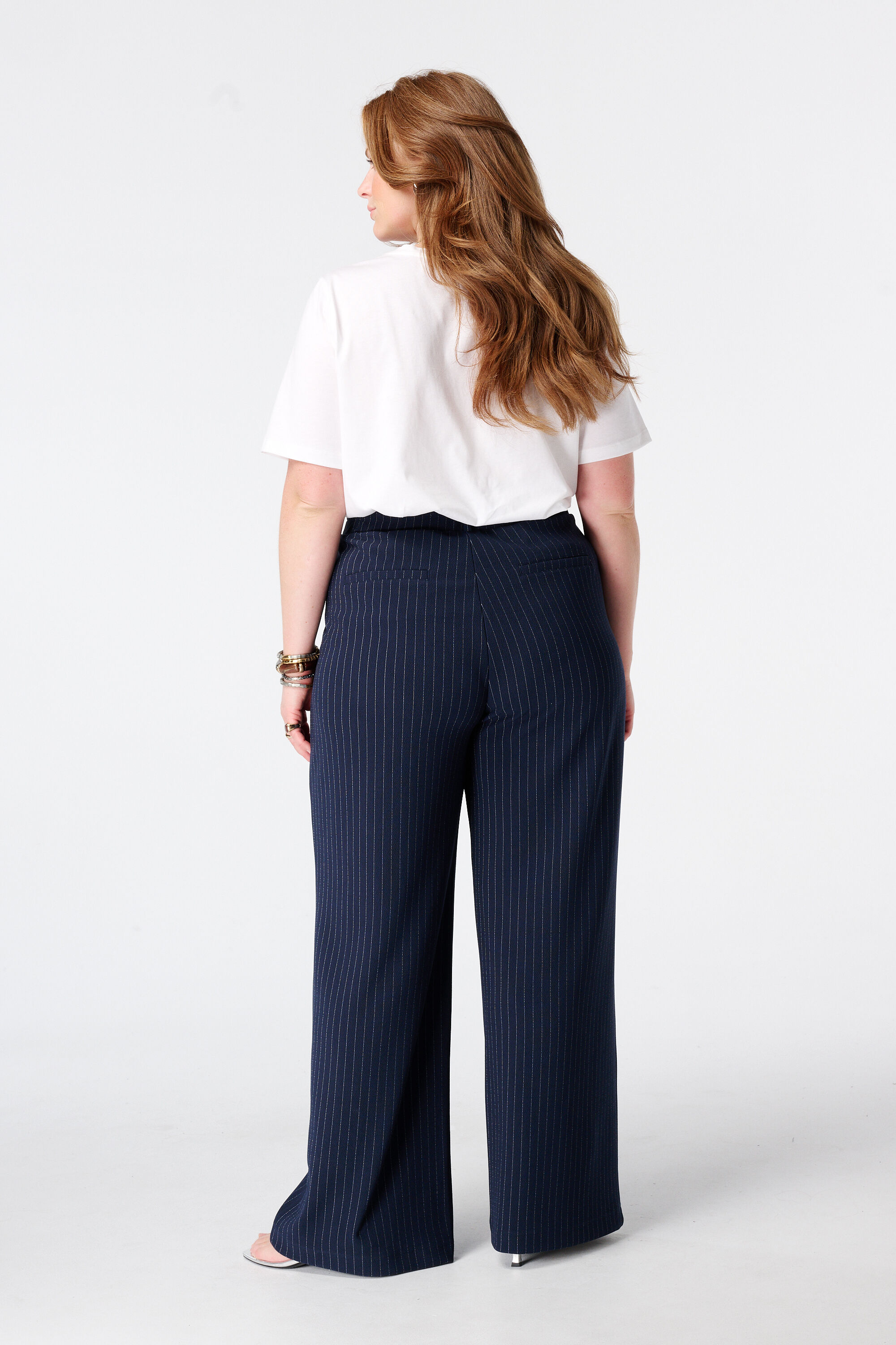Wide leg broek met krijtstreep image number 3