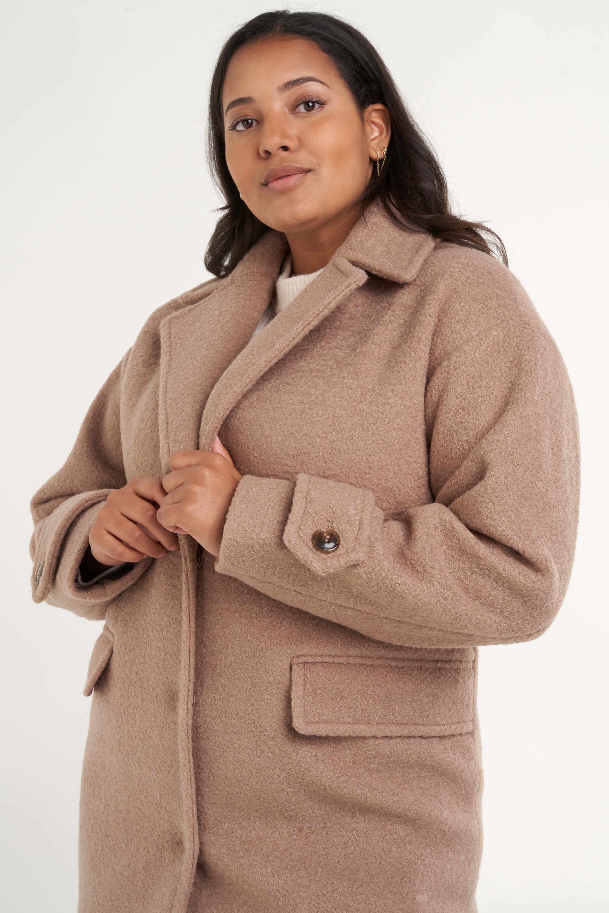 Oversized mantel image number 5