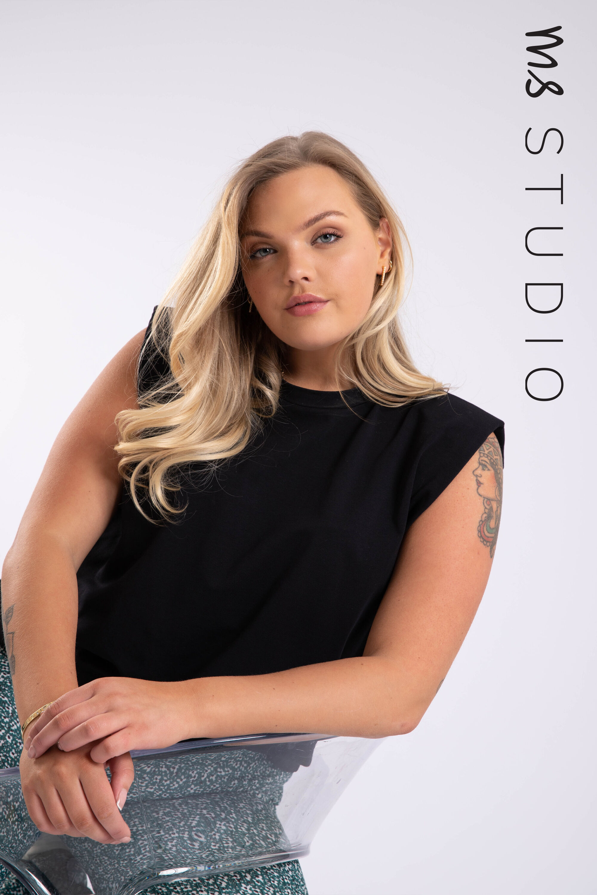 Top met schoudervulling new arrivals