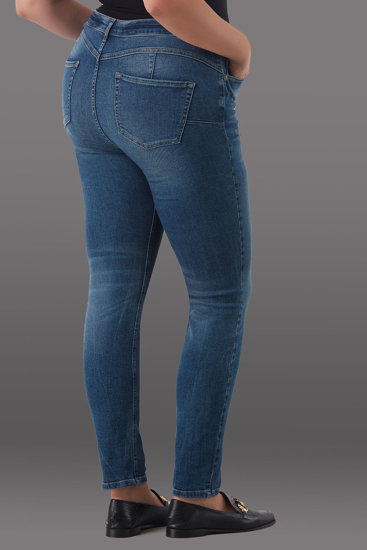 Magic Simplicity LIFTS jeans image number 5