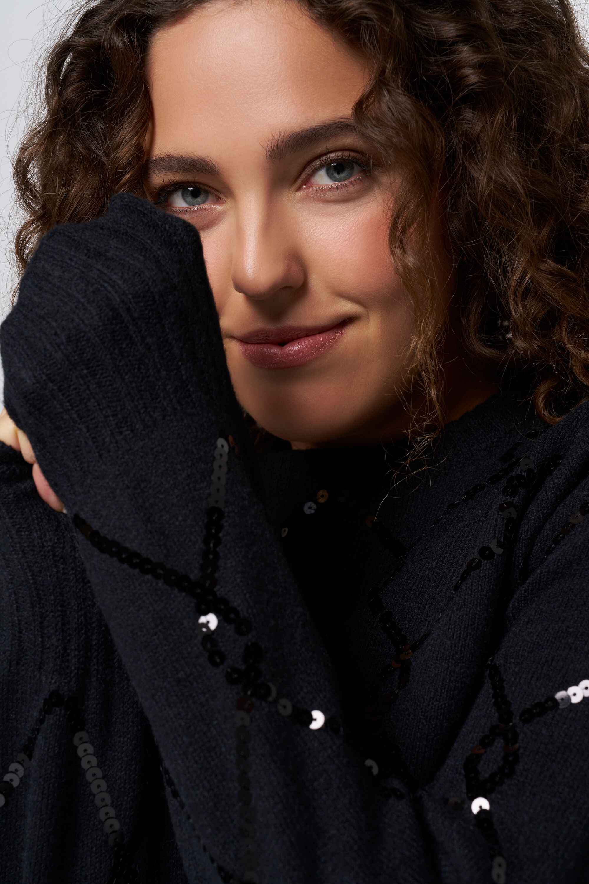 Trui met pailetten image number 4