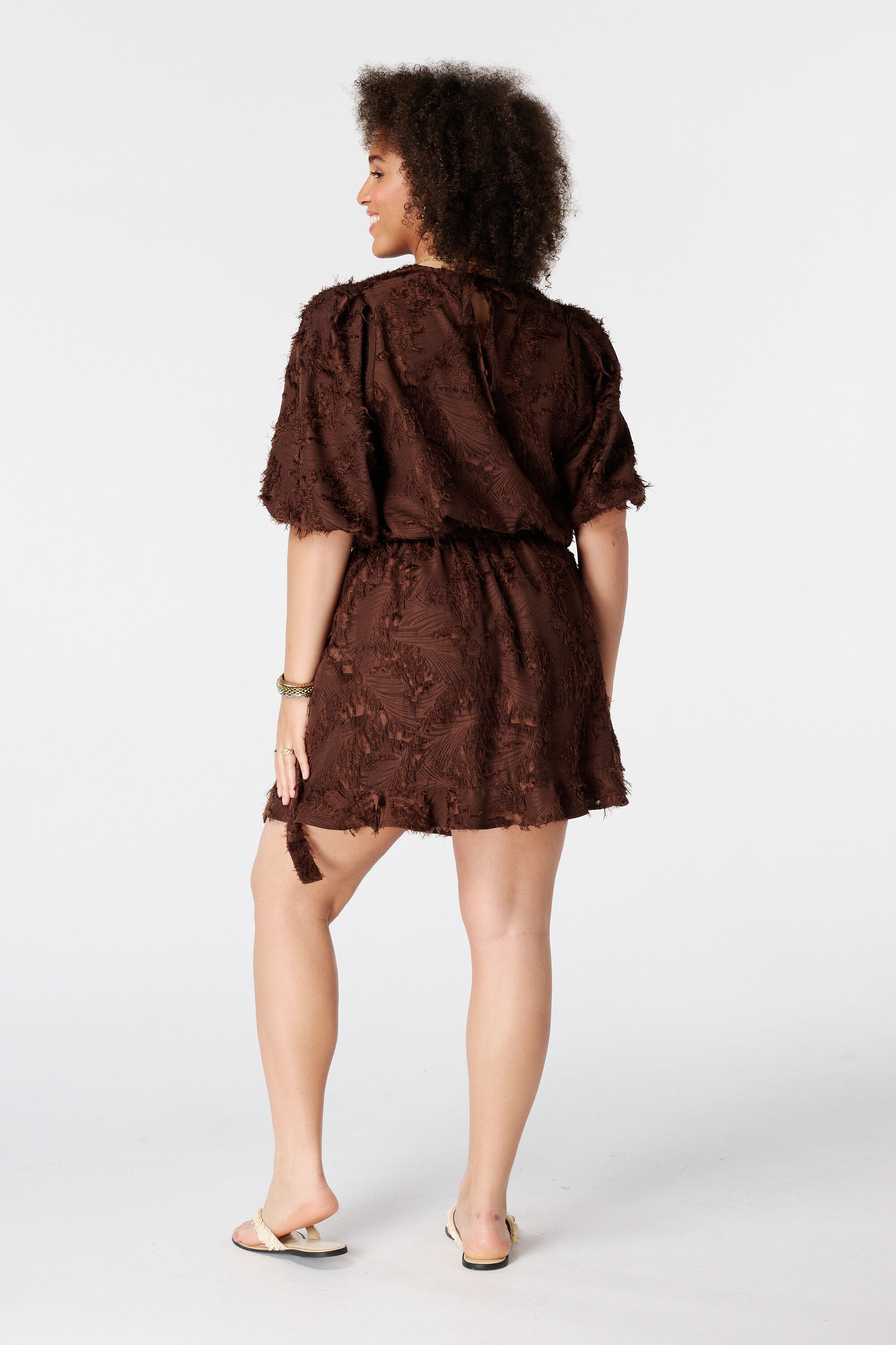 Fluffy overslag skort image number 3