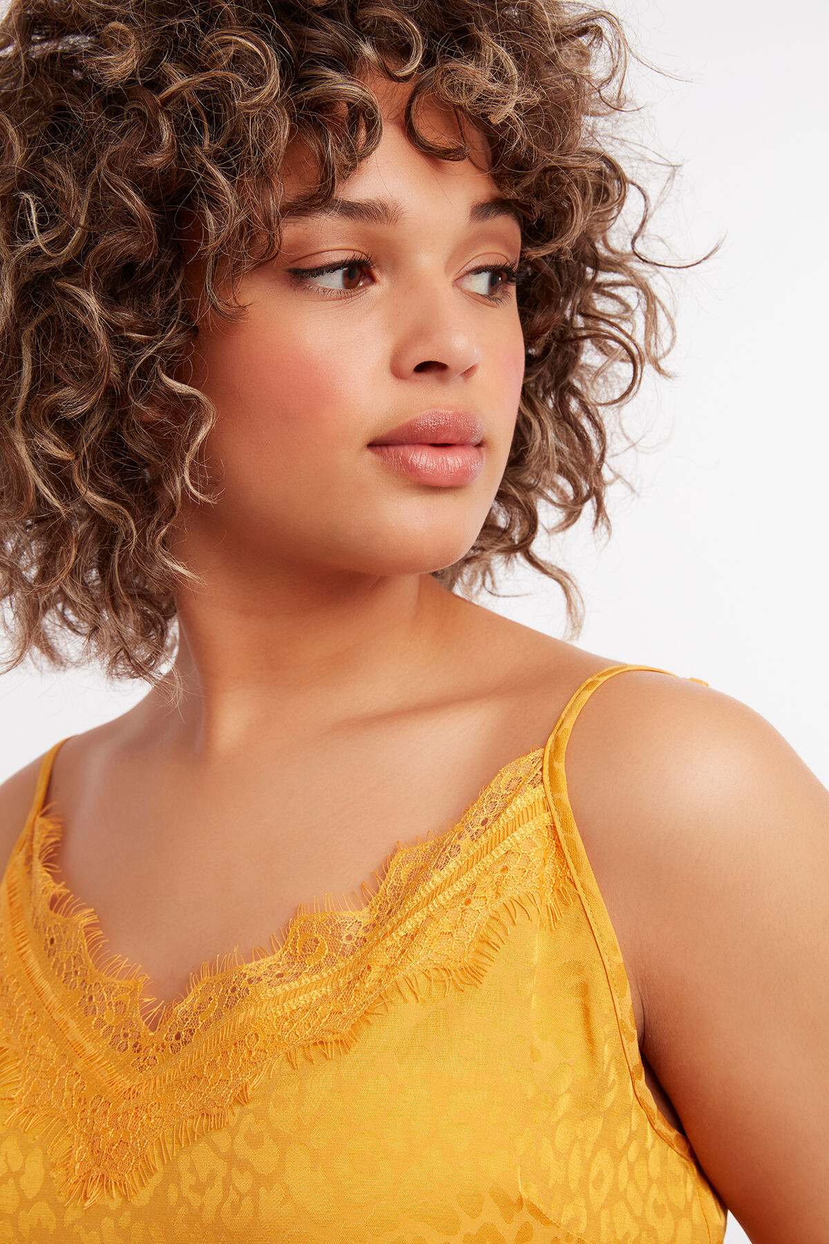 Mouwloze blouse met subtiele leopardprint image number 4